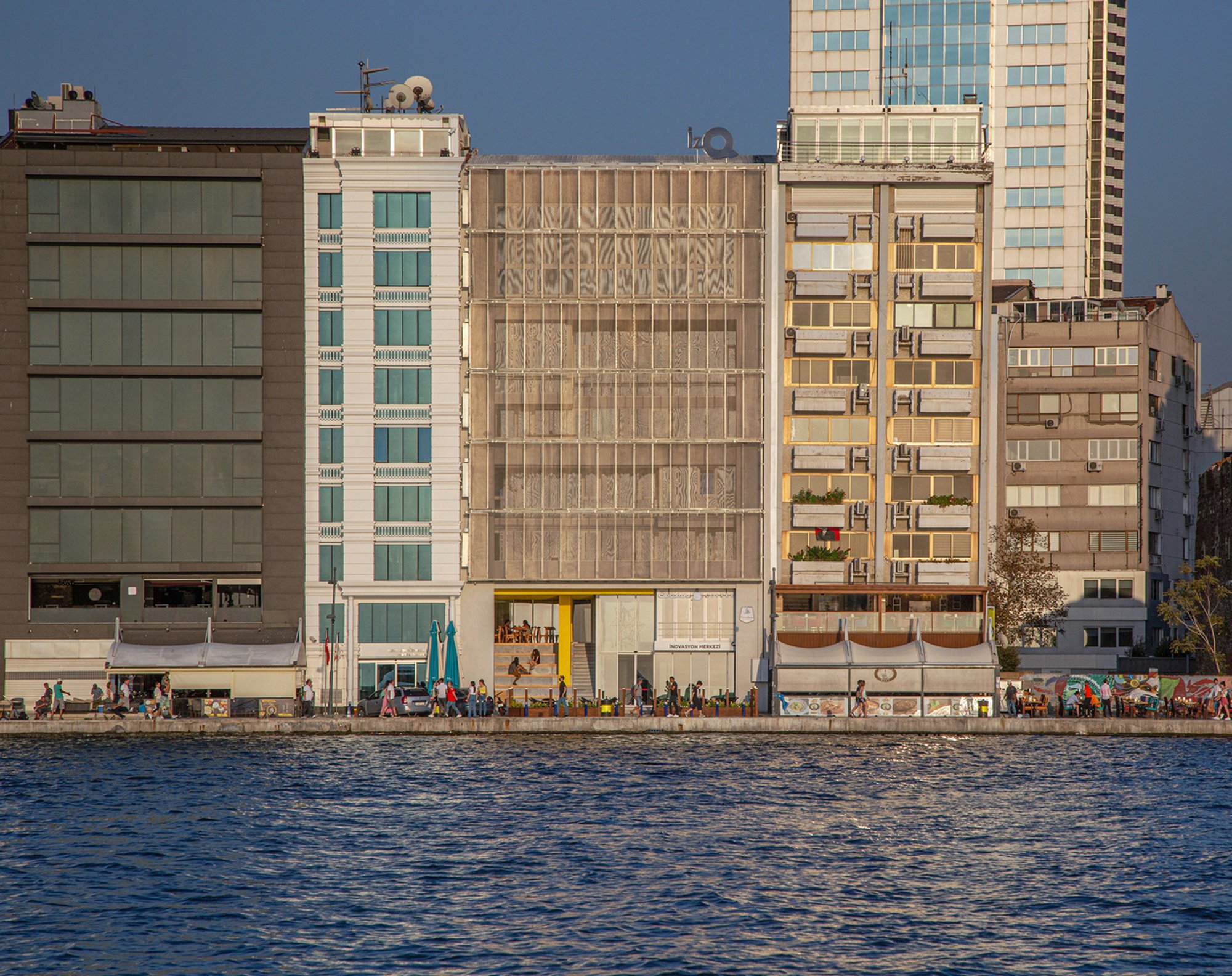 Student Community Center at Yangtze Delta Region Institute by TJAD Time & Space Architecture Studio