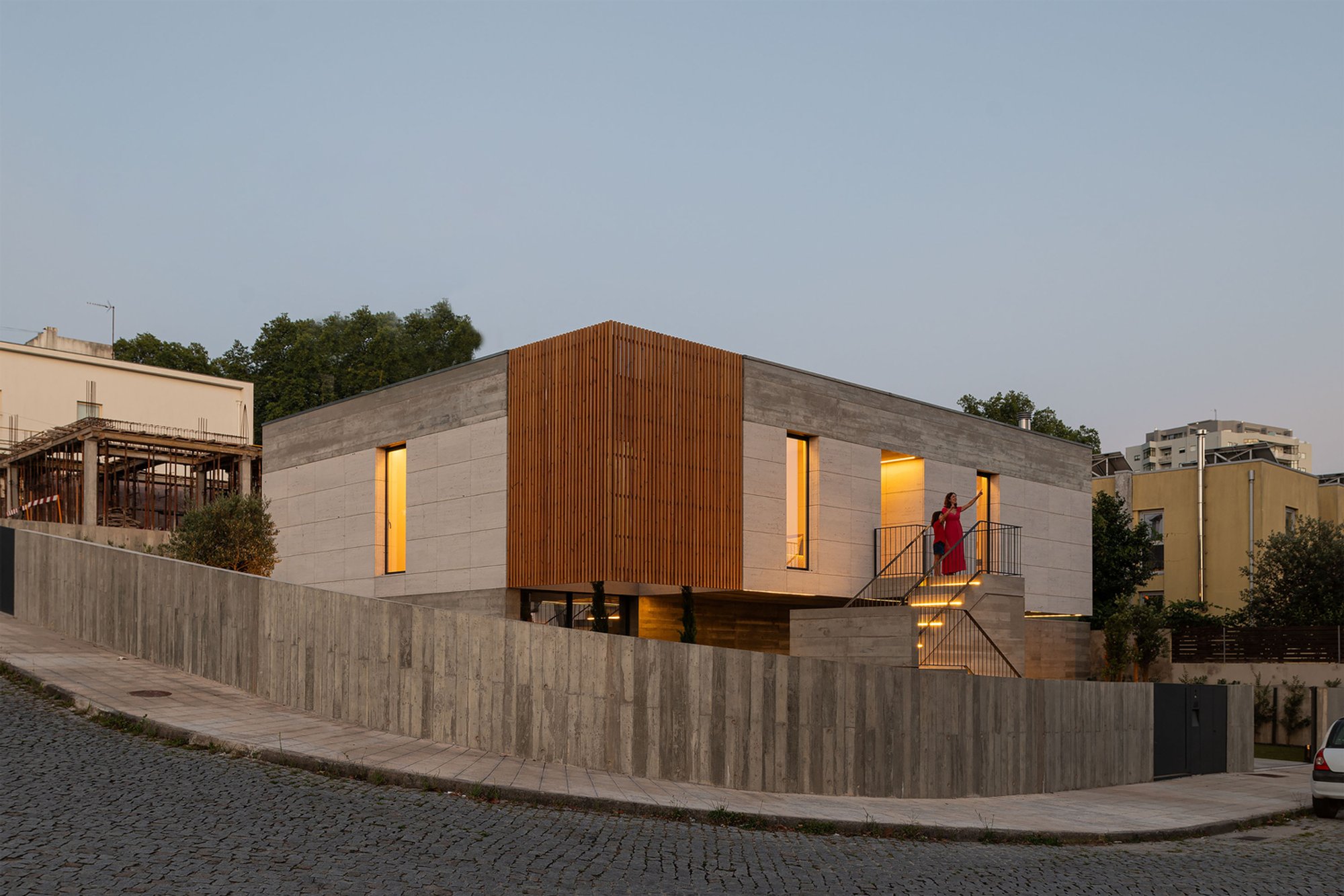 House NM by CFDS Architecture – Contemporary Family Home in Penafiel, Portugal