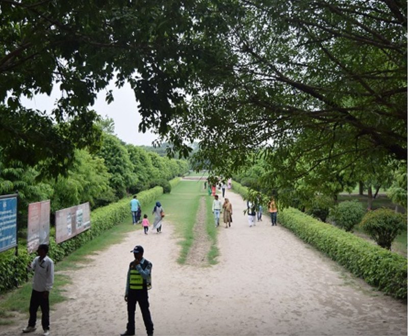 The existing landscape at Mehtab Bagh, Agra — proposed site for the reflective pavilion facing the Taj Mahal.