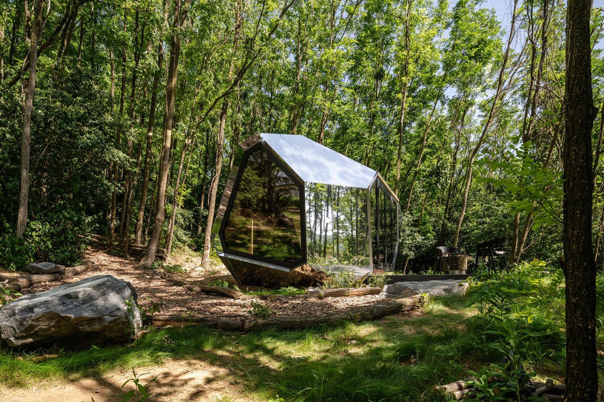 PEBL Cabins by Hello Wood: Redefining Modular Architecture