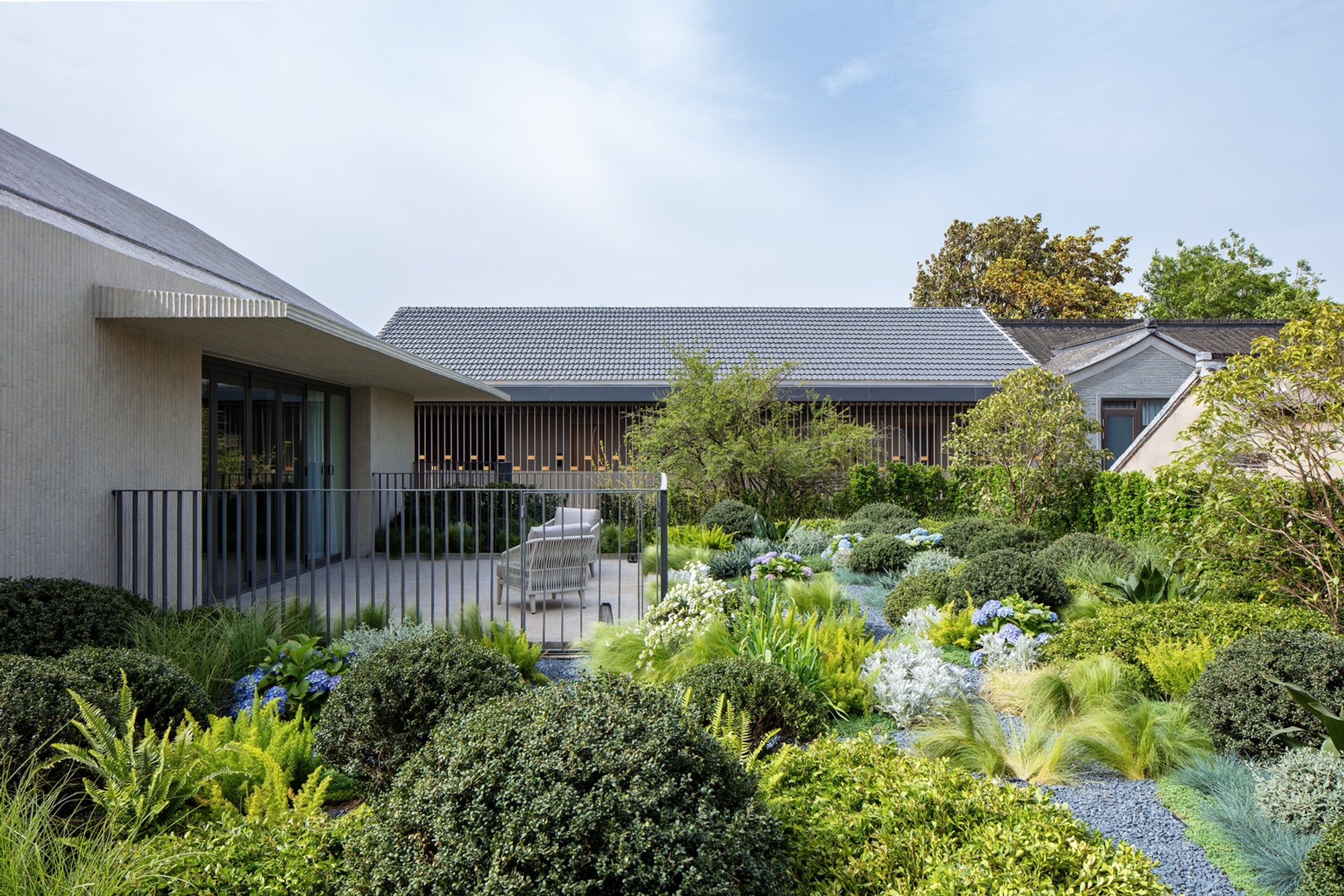 Jiangnan House Yangzhou Guangling by B.L.U.E. Architecture Studio
