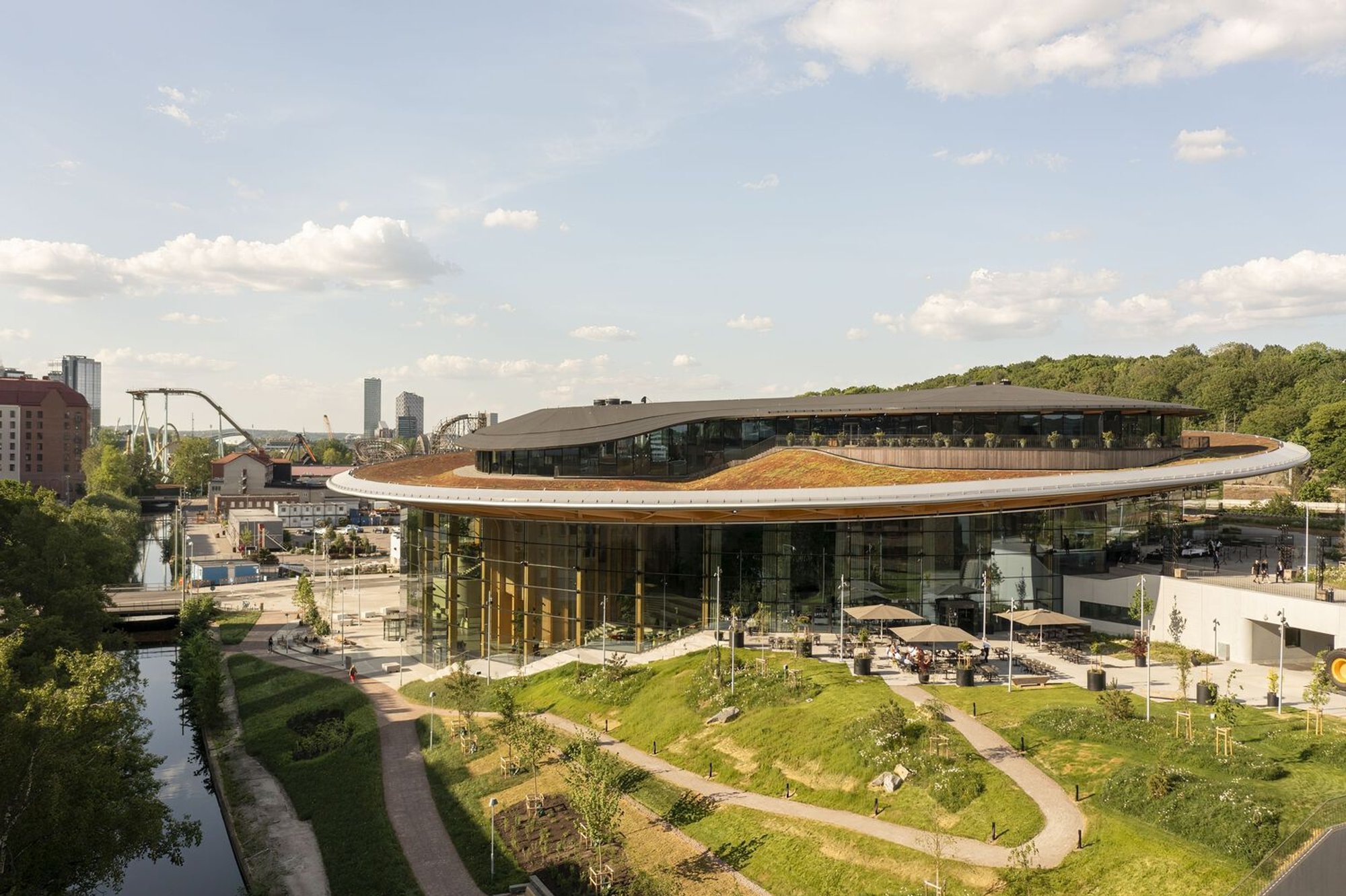 World of Volvo Experience Center by Henning Larsen – A Celebration of Swedish Innovation and Nature