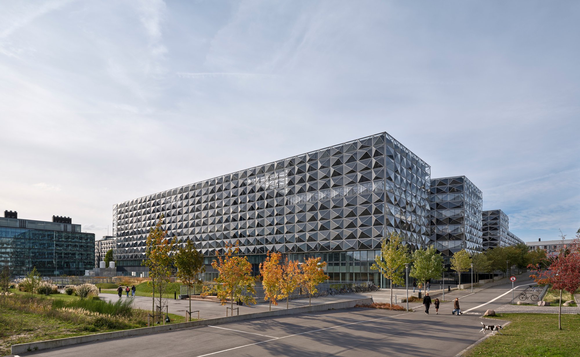 The Niels Bohr Building: A Landmark for Scientific Innovation in Copenhagen