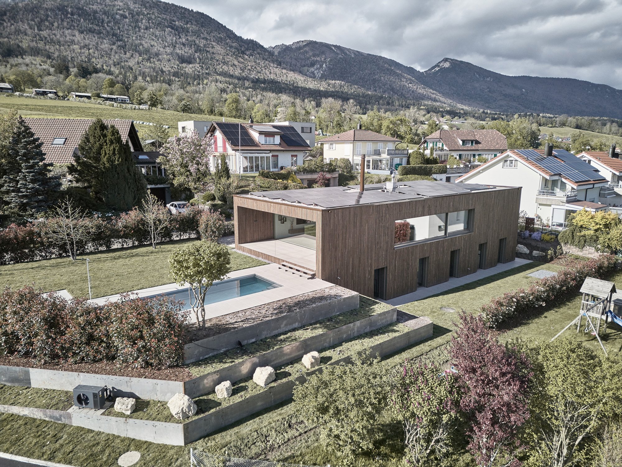 House Grenchen by Tormen Architekten AG – Modern Alpine Luxury Residence