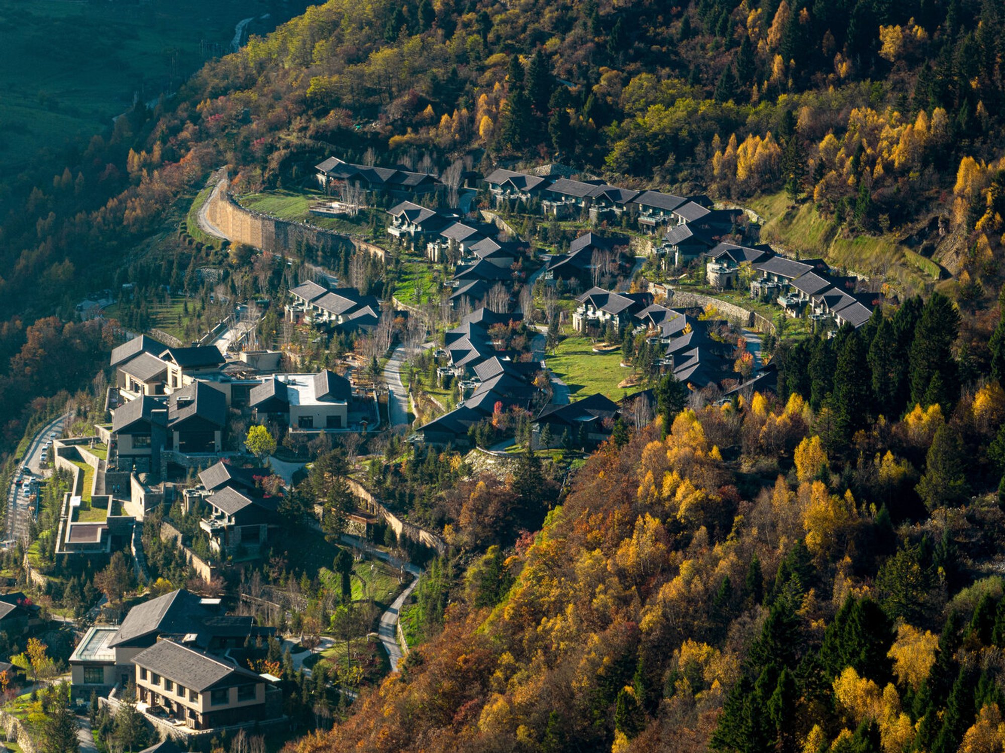 Rissai Valley: A Luxurious Tibetan-Qiang Cultural Retreat by WATG + CSWADI