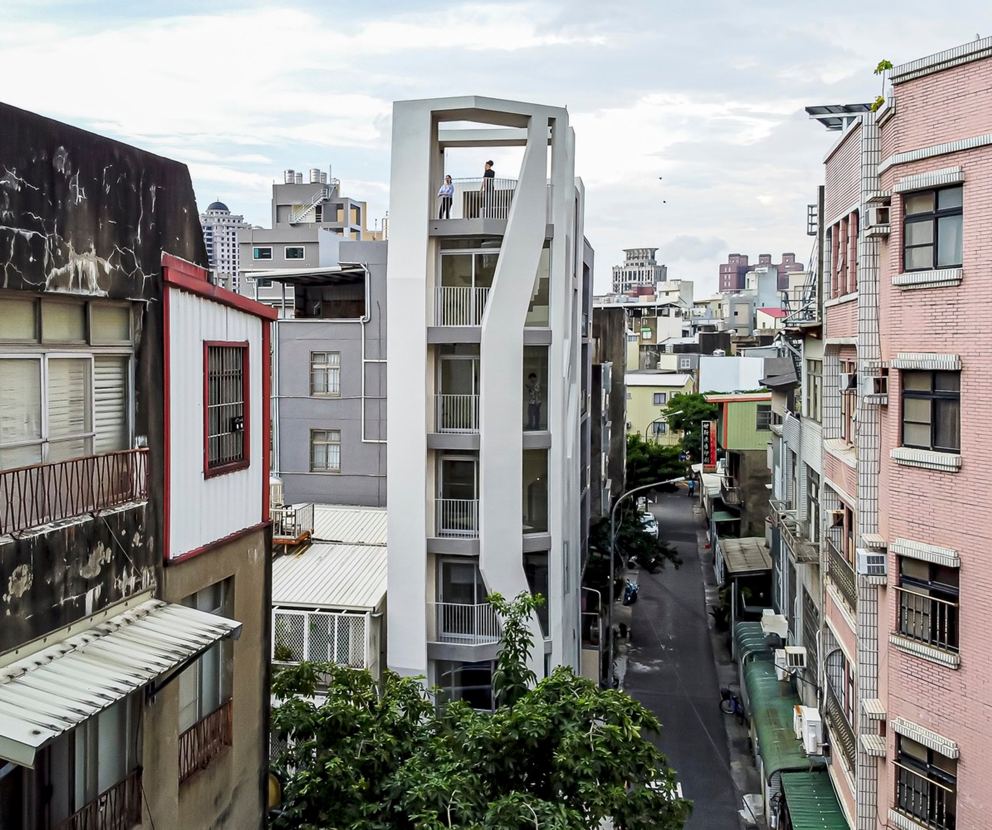 Co-Living Home by Yuan Architects – Innovative Urban Living in China