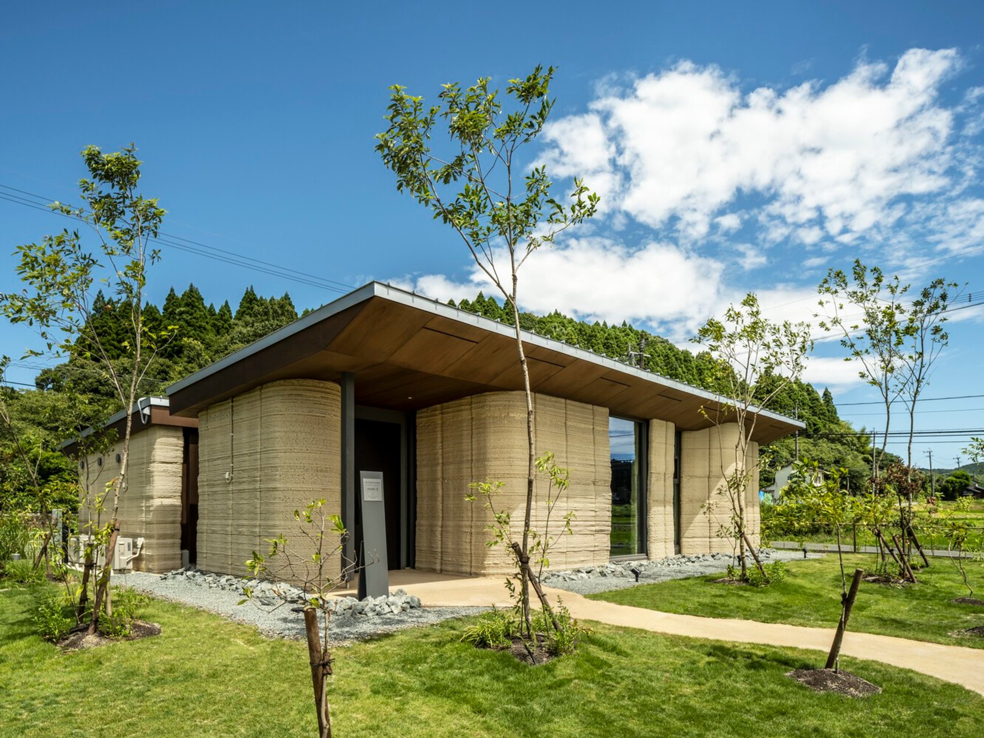 Lib Earth House Model B: A 3D-Printed Earth Home Leading Sustainable Residential Innovation in Japan