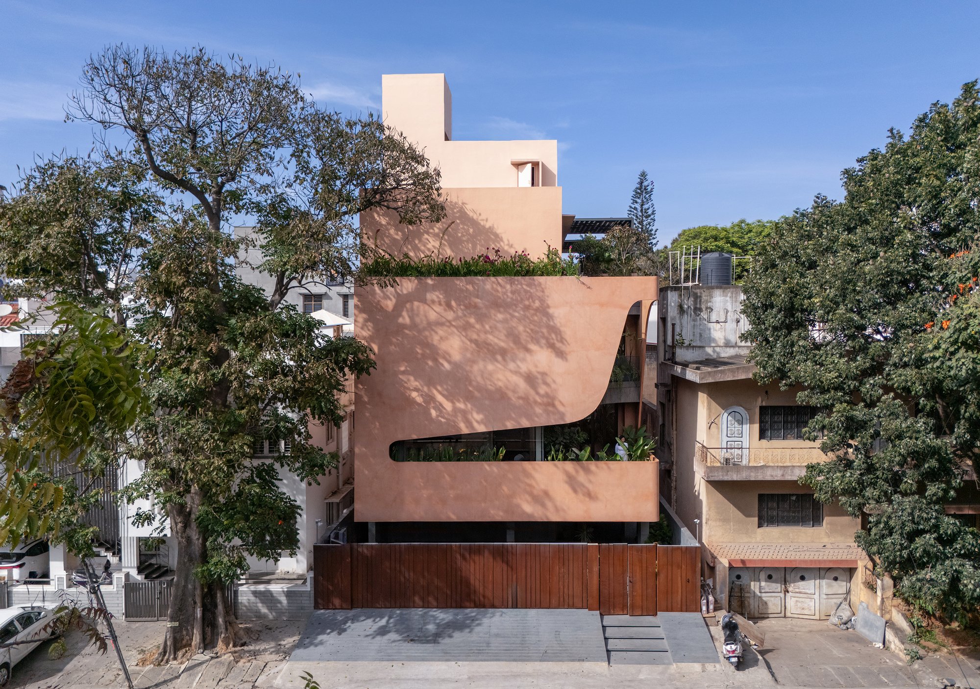 Bhurat Residence by Cadence Architects – Modern Urban Living in Bengaluru