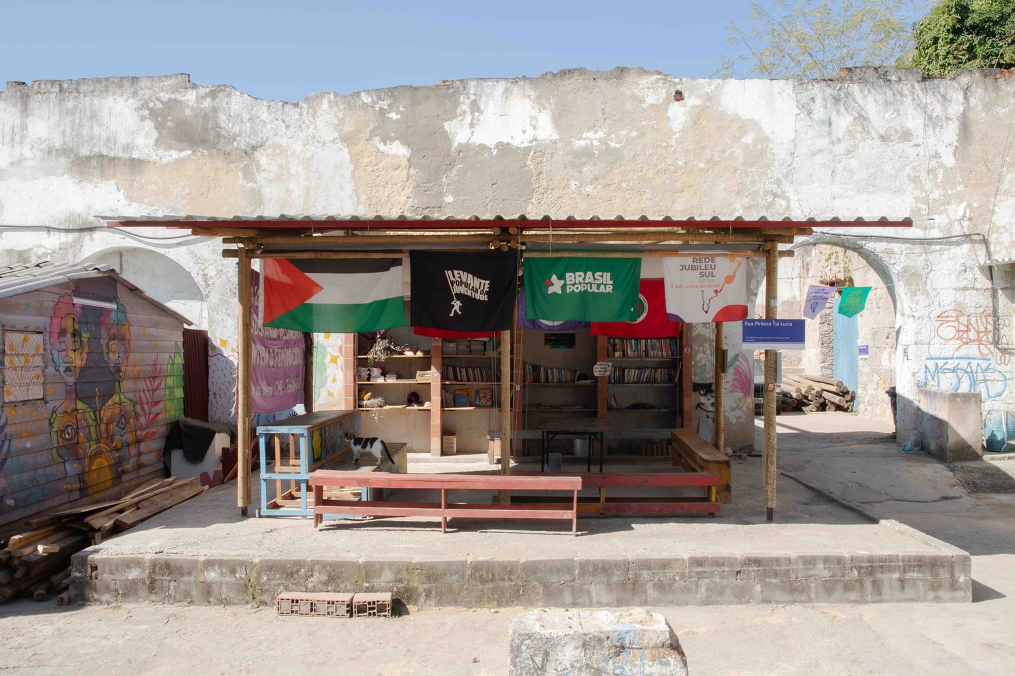 Quilombo da Gamboa Library Pavilion: Community by Built Cultural Architecture in Rio de Janeiro