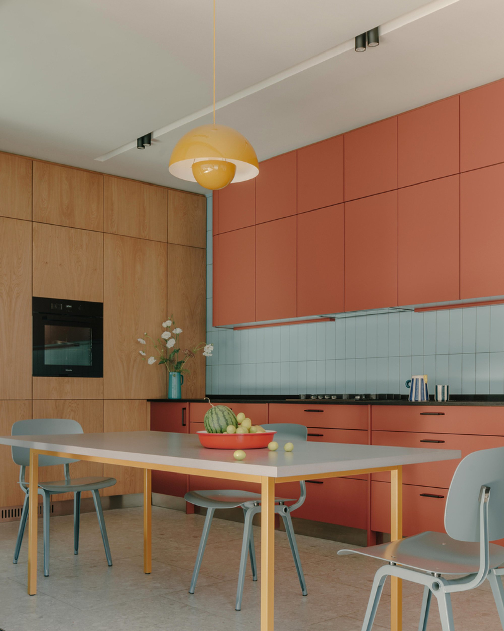 Private House in Tskneti by NS Studio: A Contemporary Sanctuary in the Hills of Tbilisi