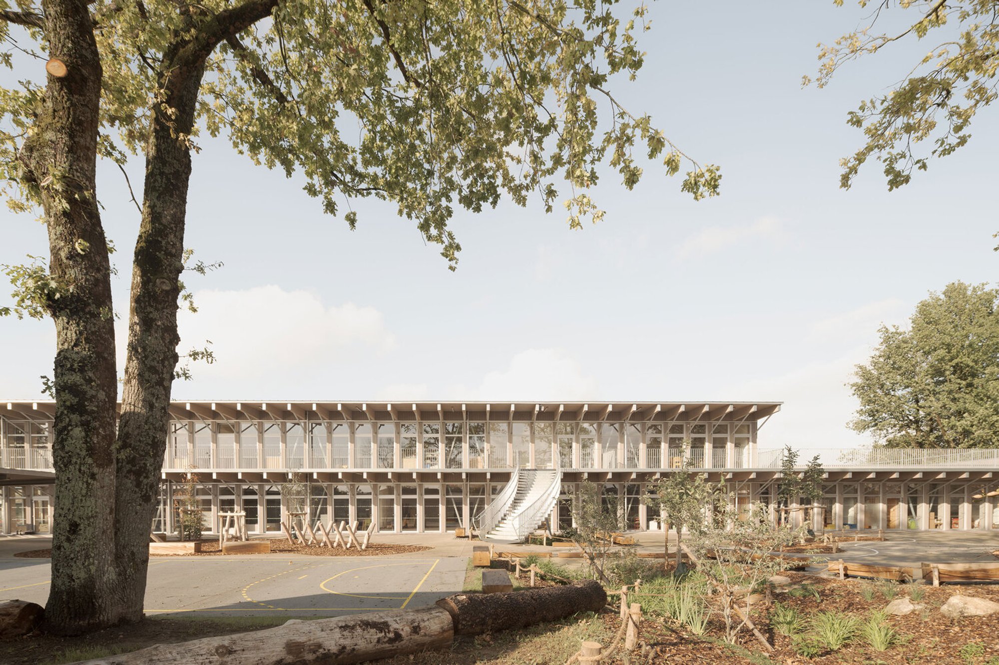Jules-Verne School by Barré Lambot Architectes: A Sustainable Timber-Structure Campus in Montaigu-Vendée, France