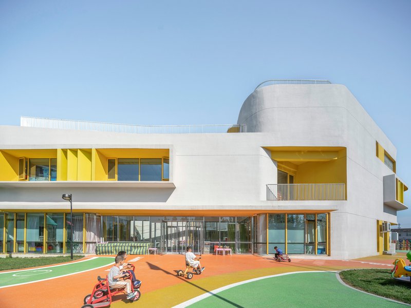 Beijing Gaoliying Kindergarten — a roofscape that becomes the school's primary landscape