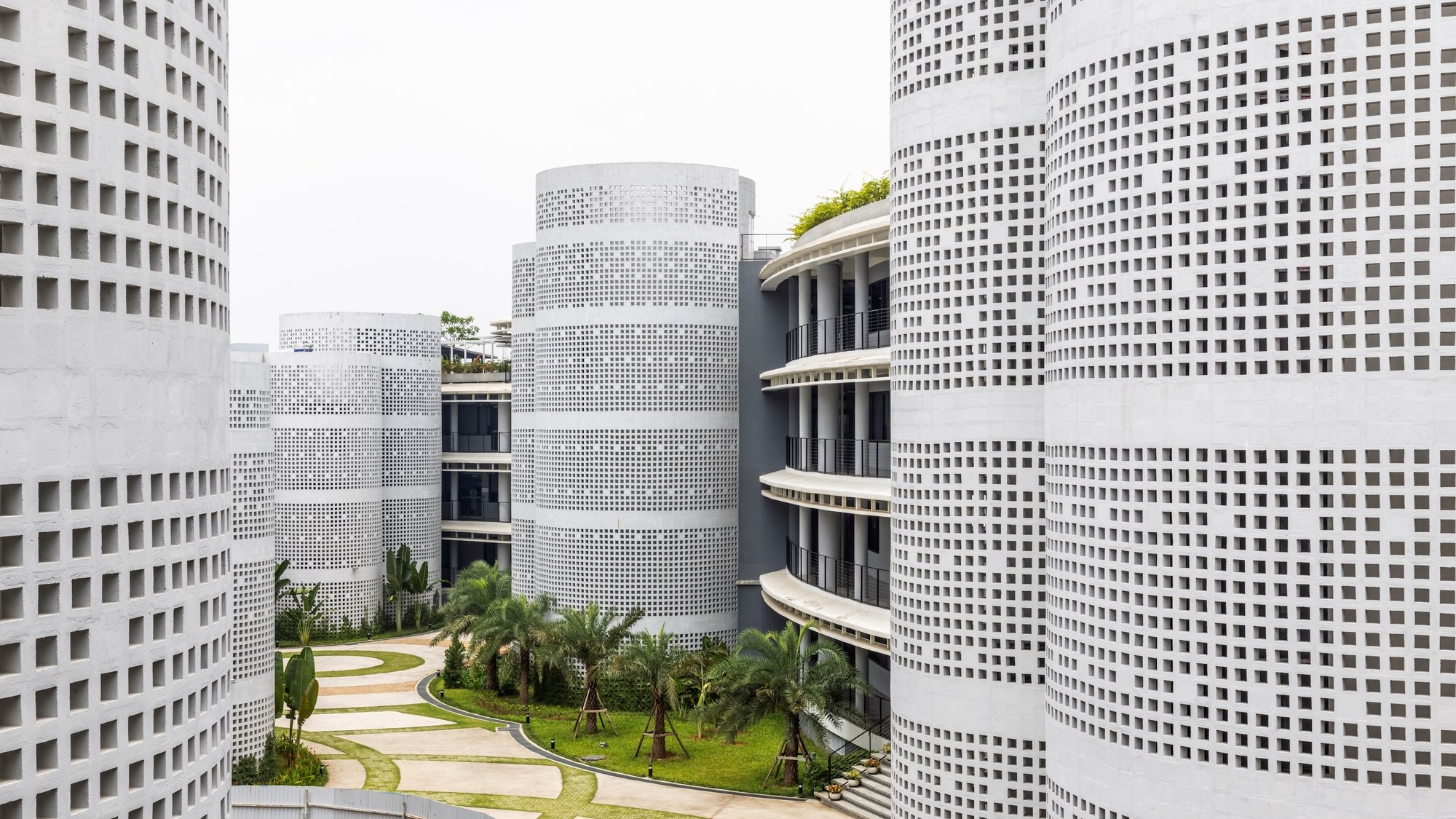 Infinity Village by G8A Architecture & Urban Planning – A Sustainable Fusion of Design, Technology, and Nature in Hanoi