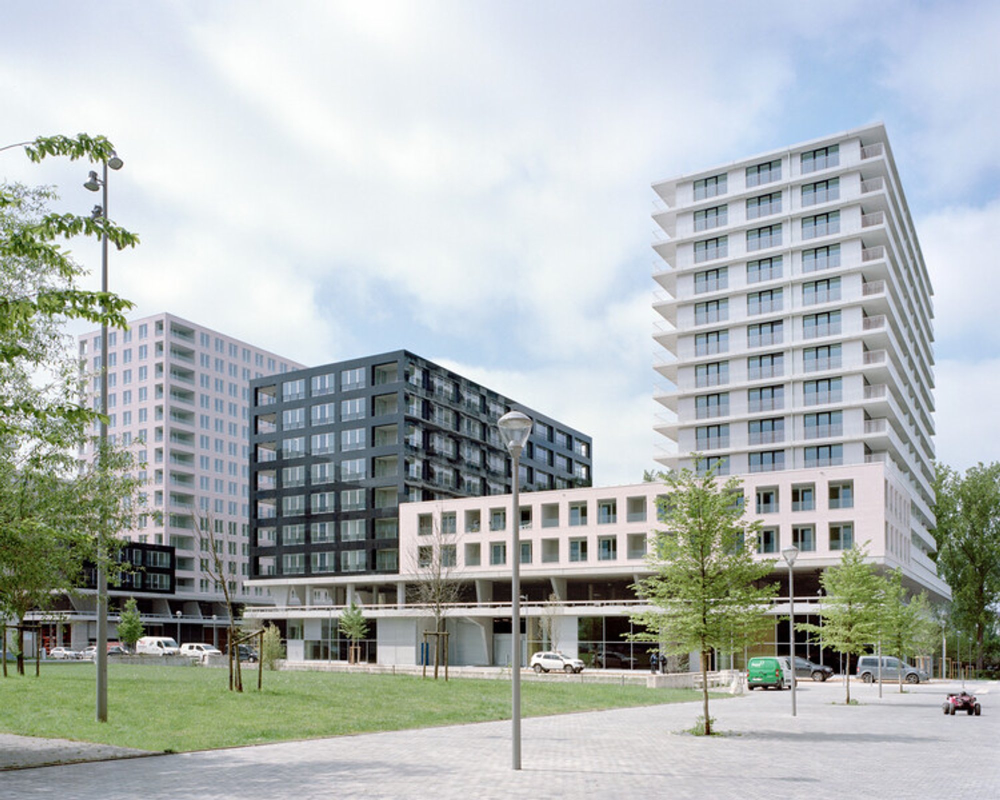 City Dox Housing by XDGA: A Productive Urban Hybrid Along the Brussels Canal