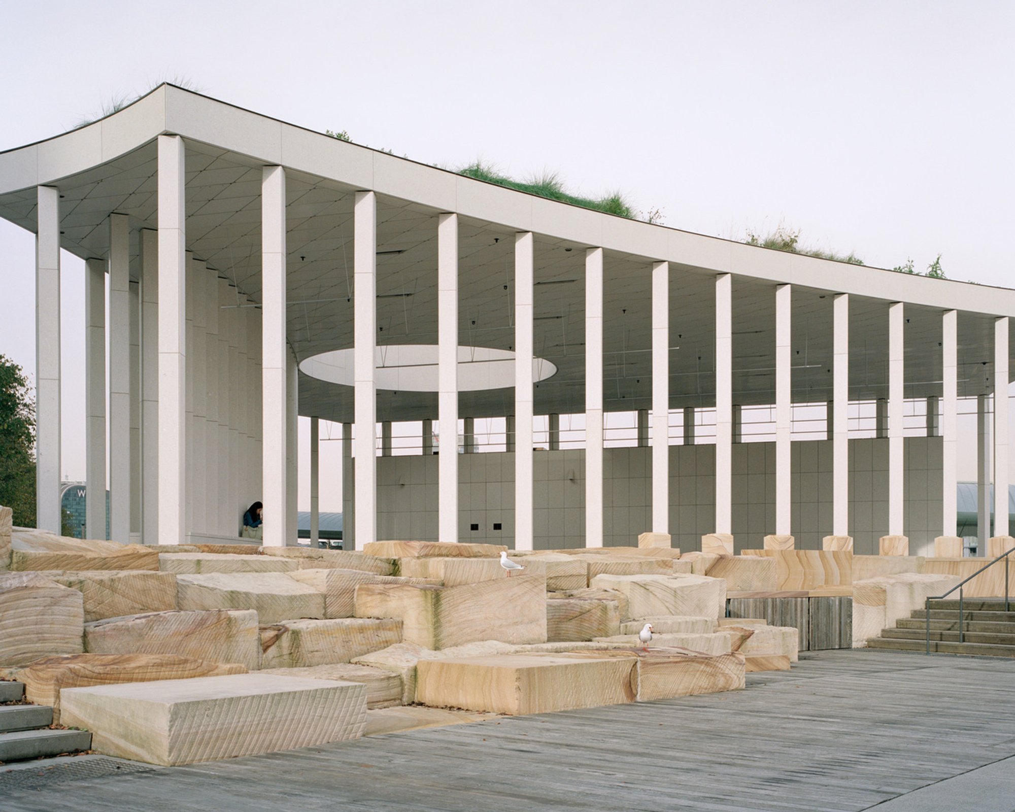 Permanent Public Pavilion by Besley & Spresser: A Civic Landmark Blending Sydney’s Land, Sea, and Sky