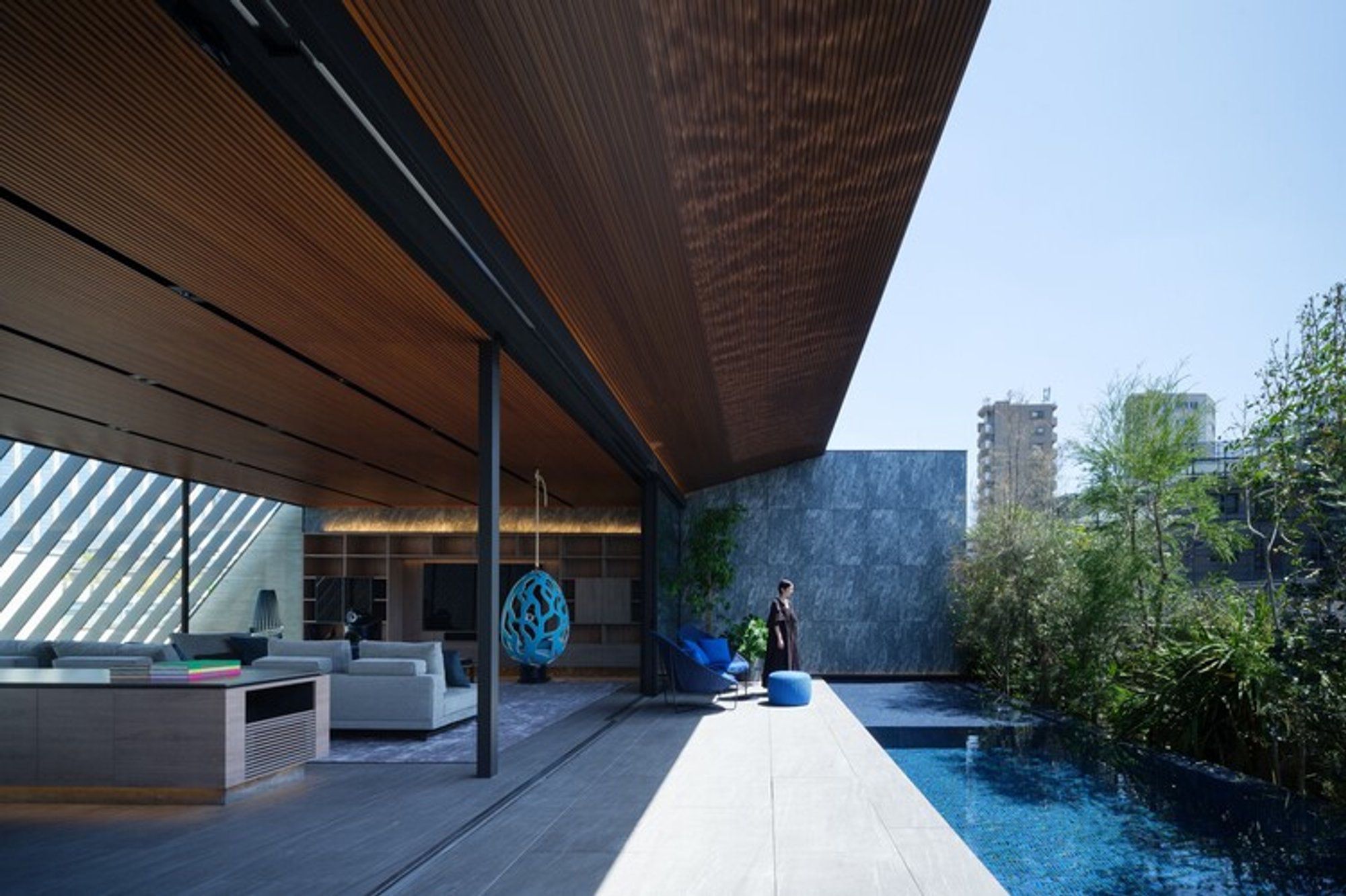 STEALTH House by APOLLO Architects & Associates – Luxury Urban Residence in Tokyo