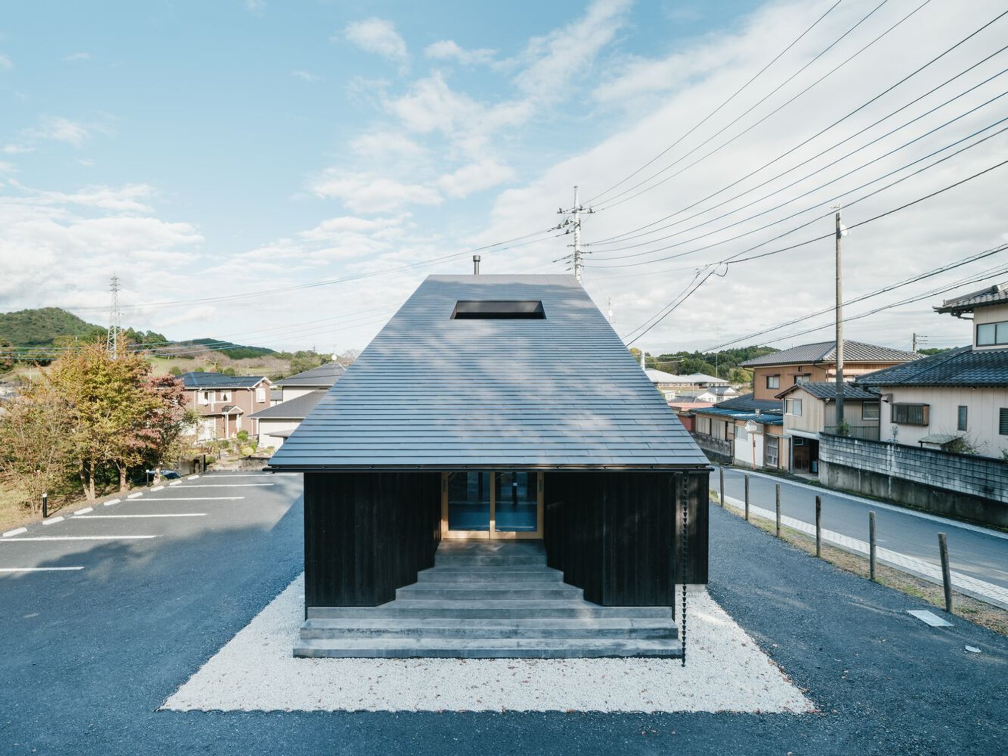 KASAMABI Sauna by ujizono architects + bench: A Contemporary Sanctuary Inspired by Kasama’s Ceramic Heritage
