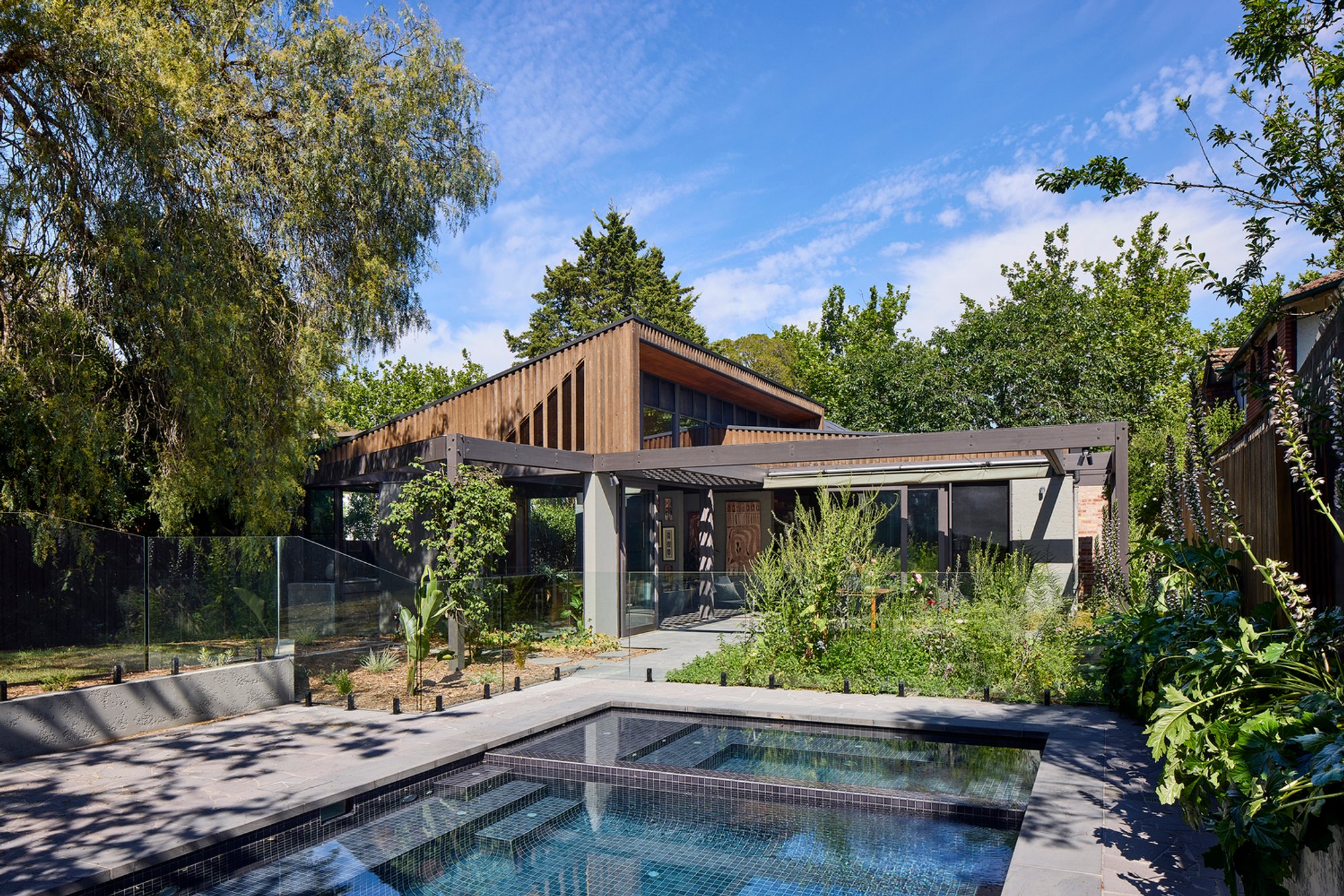 Eaglemont House by Bent Architecture: A Light-Filled Renovation Rooted in Landscape and Heritage