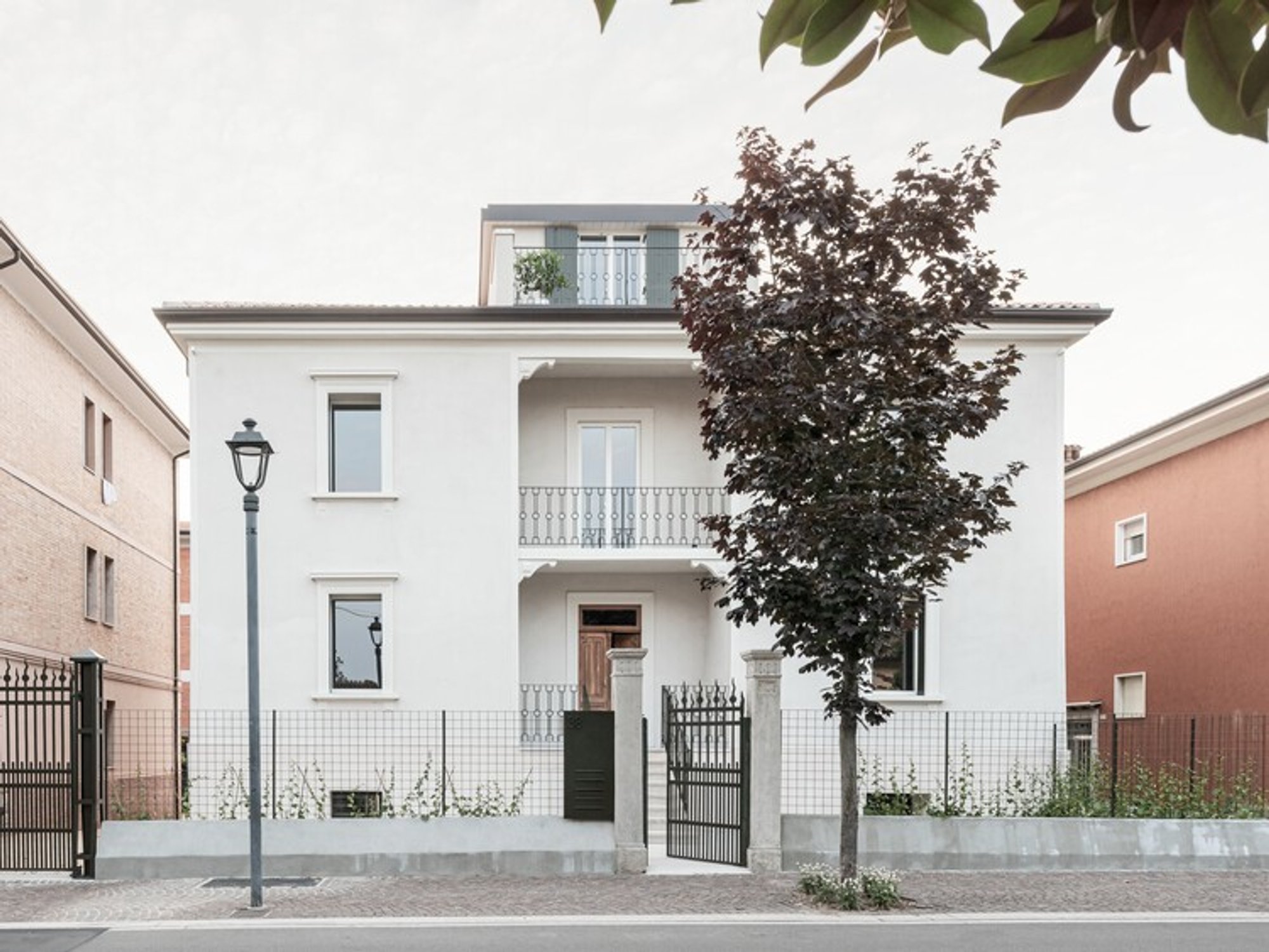 Palazzo Vittoria Building Renovation: Bridging Heritage and Modernity in Bardolino