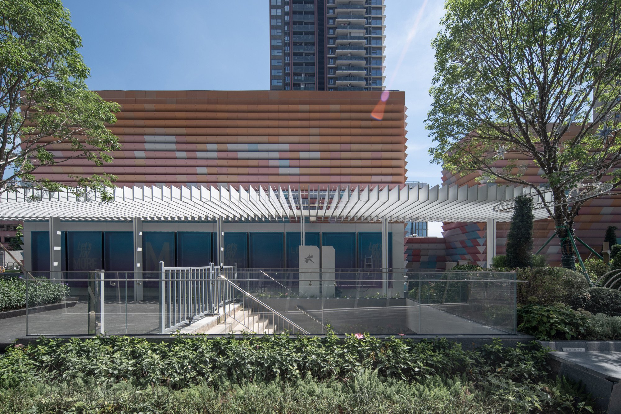Metro Wind Pavilion: Transforming Urban Infrastructure Through Color and Connection