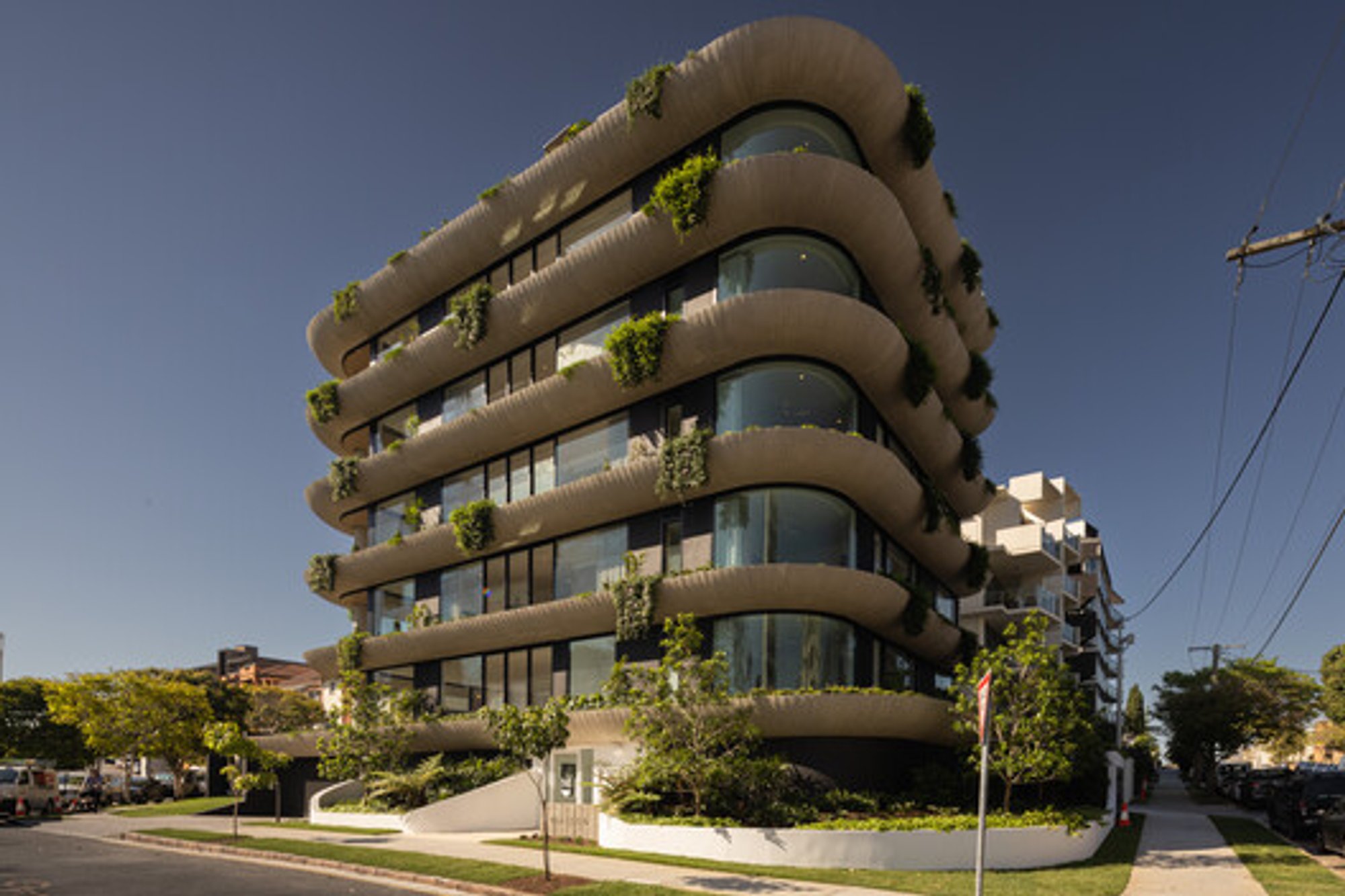 Maison New Farm by Graya + Joe Adsett Architects – A Living, Breathing Multi-Residential Landmark for Brisbane