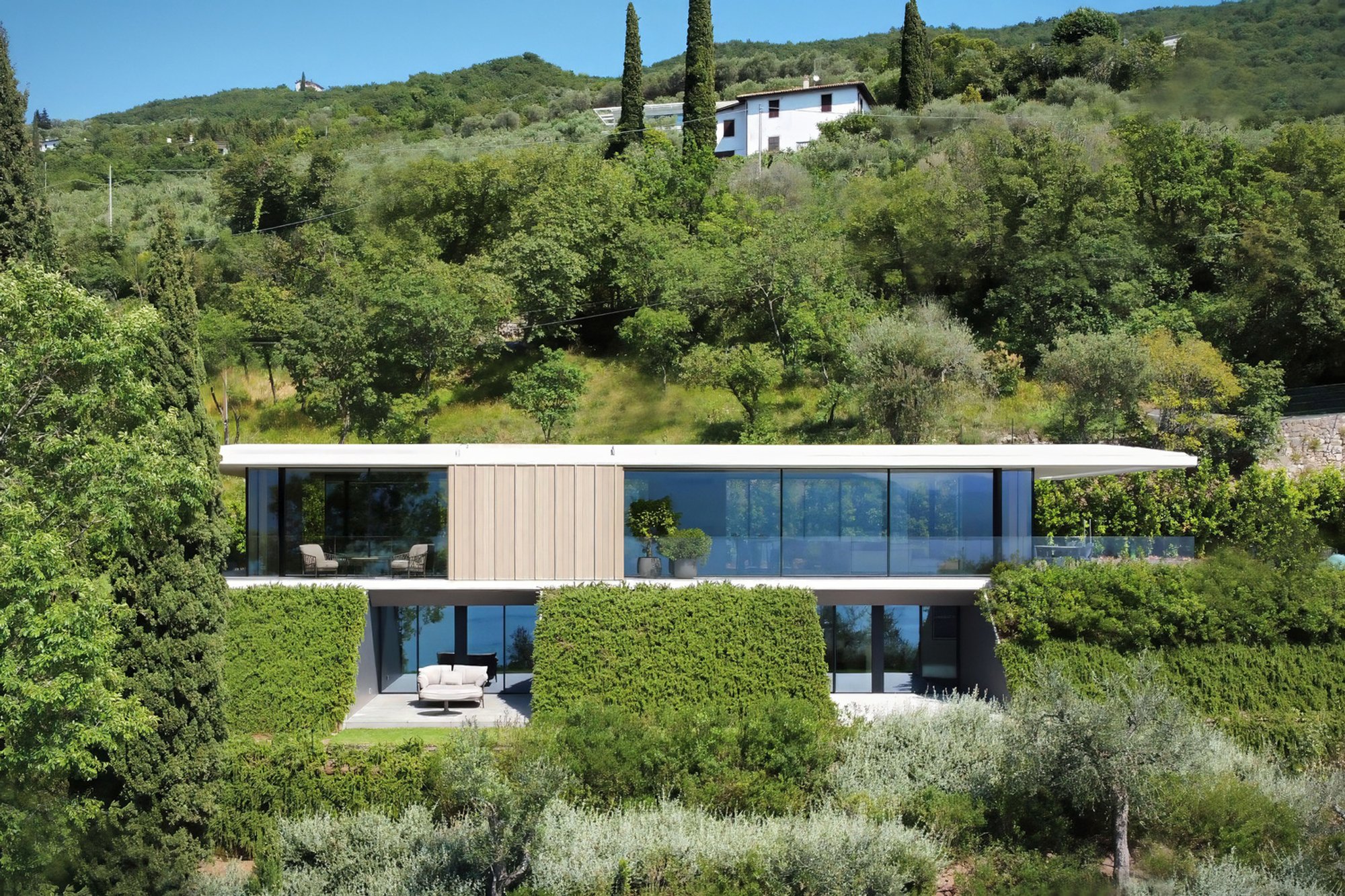 Villa Dellago by JM Architecture – A Minimalist Lakeside Retreat Immersed in Nature