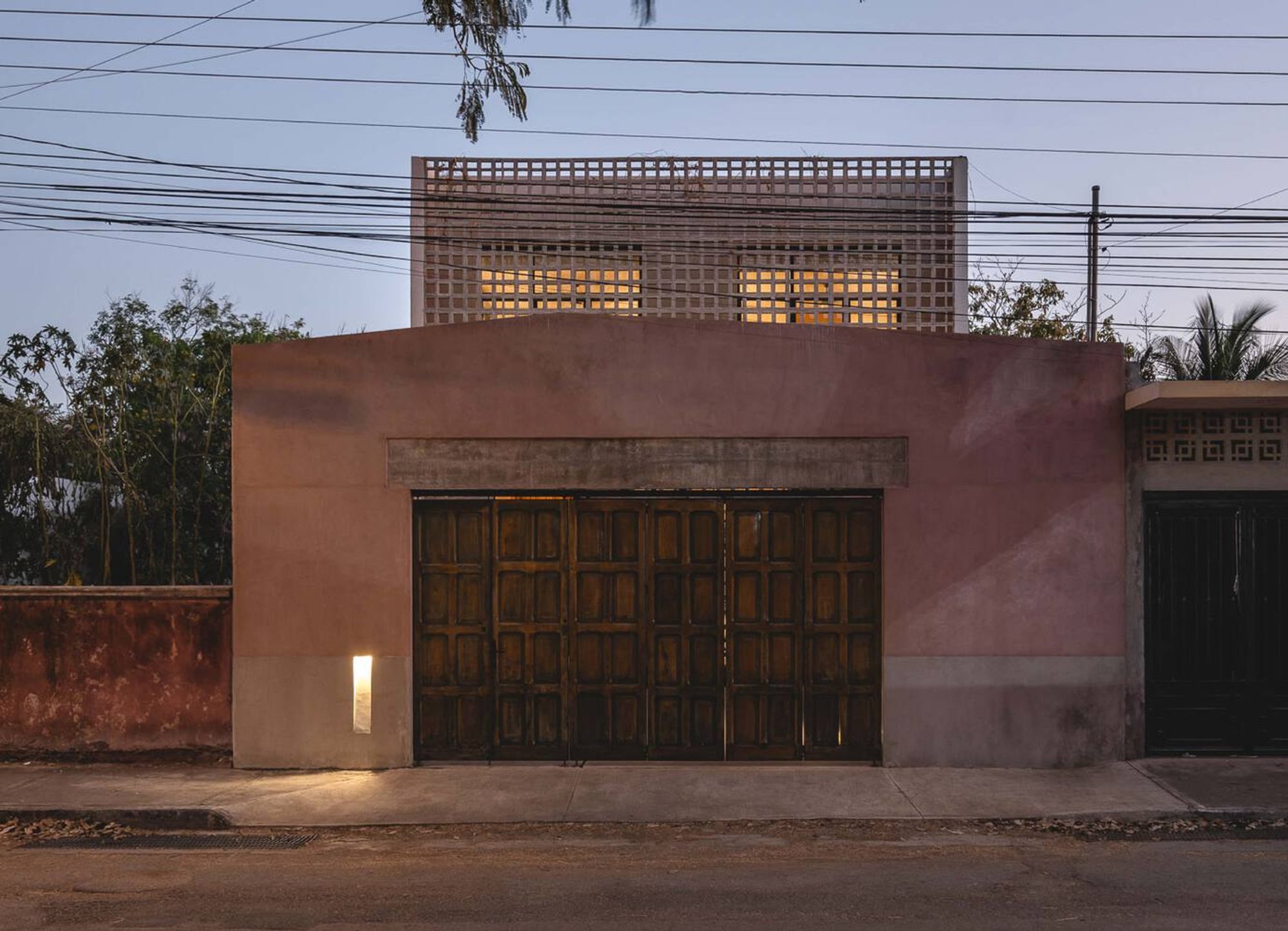 Xcumpich House: A Contemporary Village-Inspired Residence in Mérida by Taller Mexicano de Arquitectura