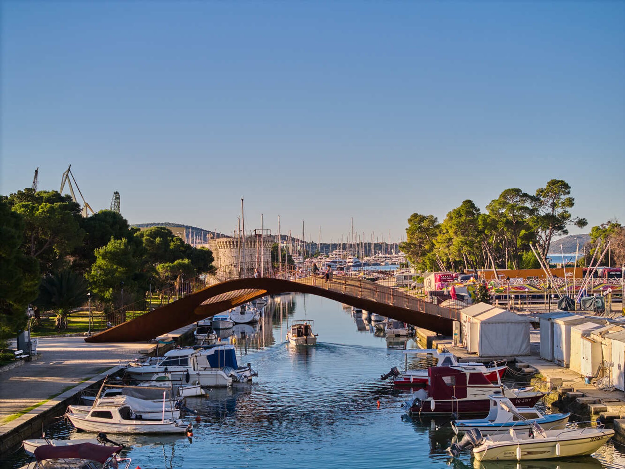 Bridge Over Foša: A Contemporary Pedestrian Landmark in Trogir by Prostorne Taktike
