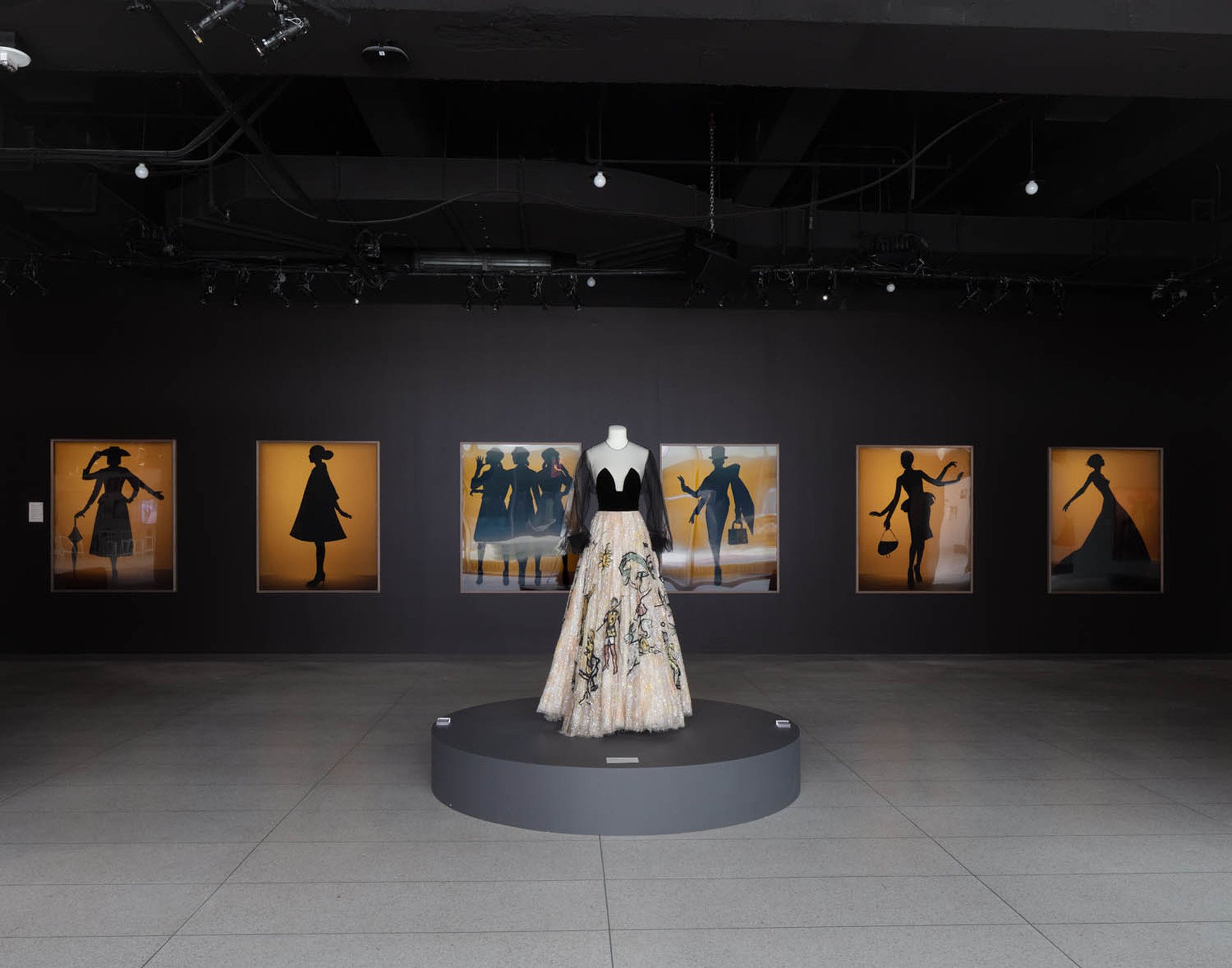 UBS HOC x Dior Exhibition by opng: A Fusion of Haute Couture and Architectural Elegance