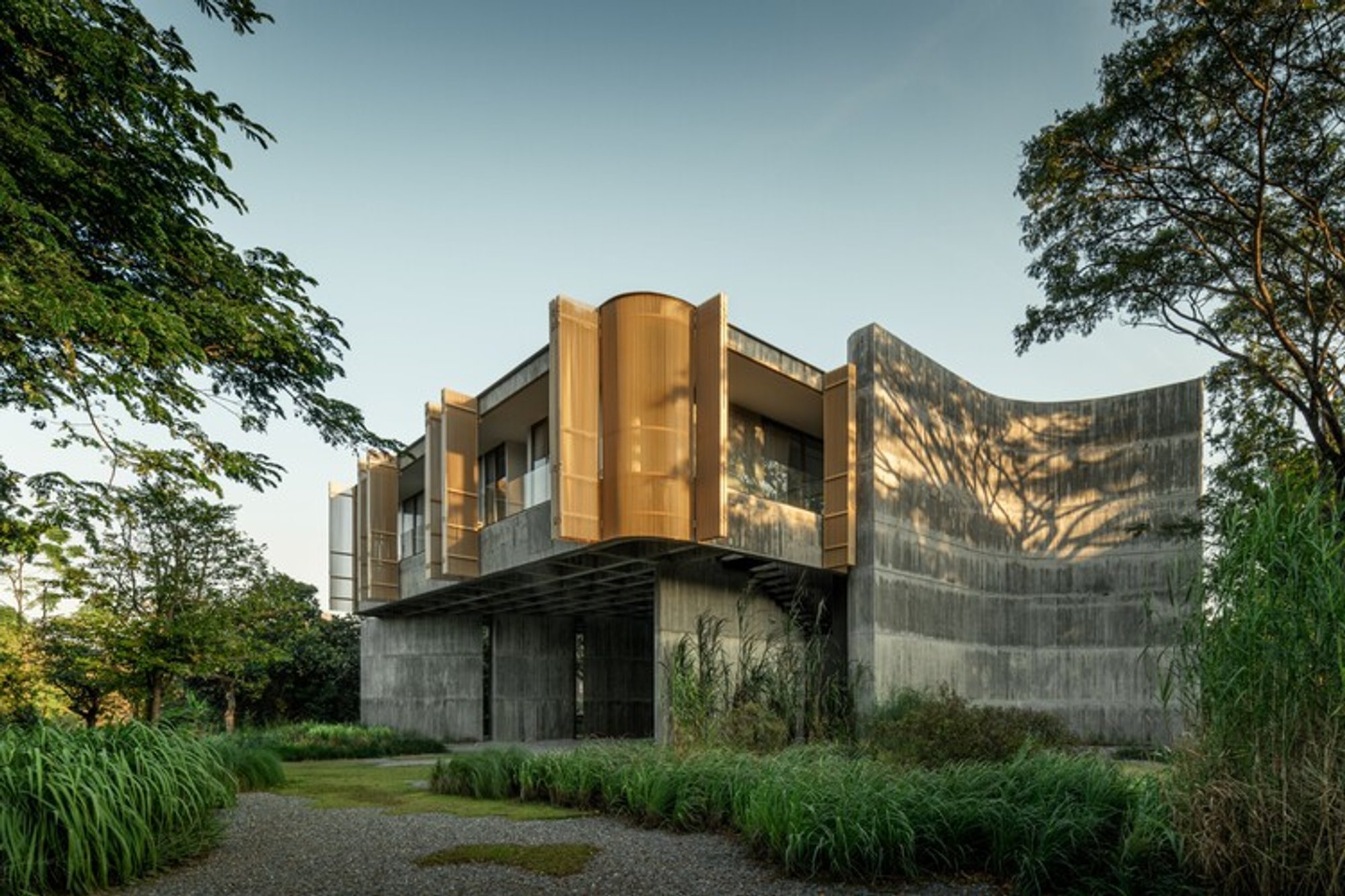 W House II by IDIN Architects – Elevated Modern Home Blending Mountain Views, Raw Concrete Design & Family-Centric Living