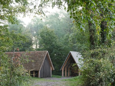 Retour de Chasse by abra – A Minimalist Timber Retreat Rooted in Tradition
