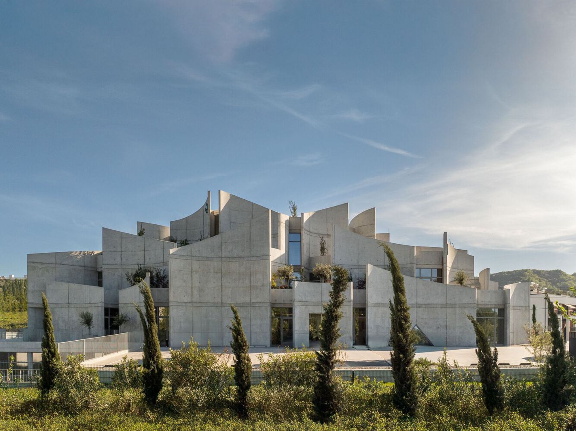 Vet Hospital Tirana: Innovative Veterinary Architecture by Davide Macullo Architects