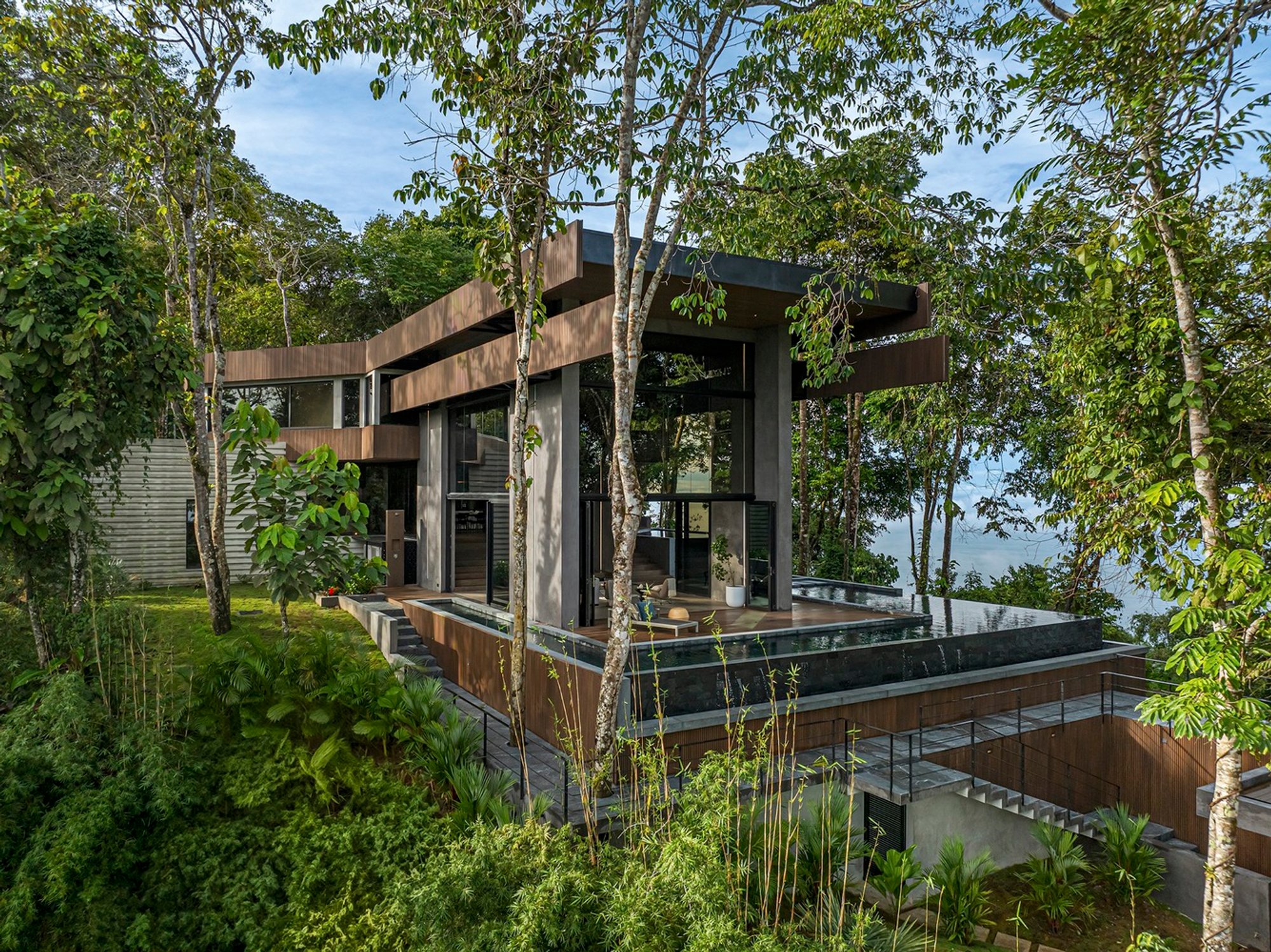 Azur Residence – A Contemporary Tropical Sanctuary in Dominical, Costa Rica