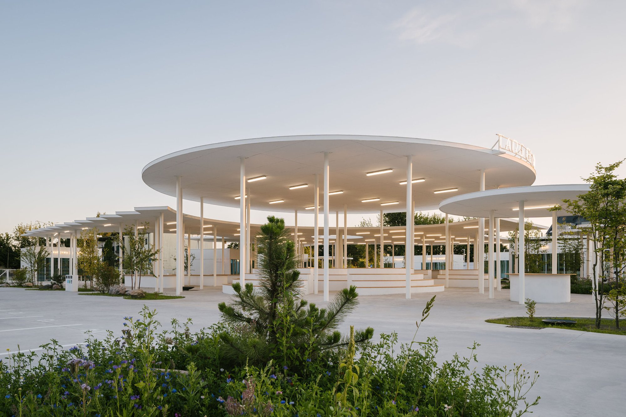 Targ Błonie Market: A Park–Bazaar Hybrid Reinventing Local Food Culture