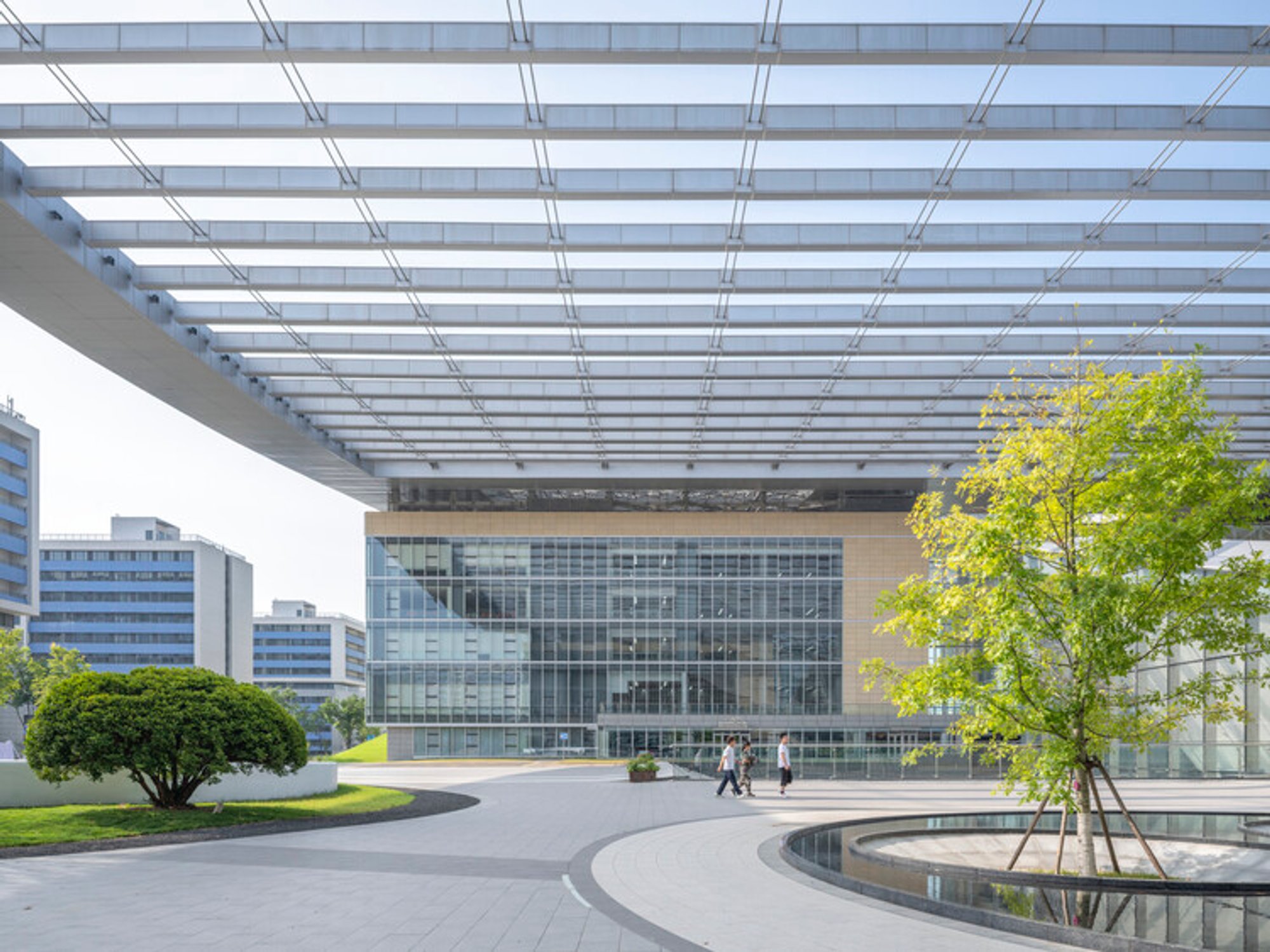 Hangzhou International Innovation Institute by HENN – A Landmark of Aeronautical Education, Architecture, and Sustainable Innovation
