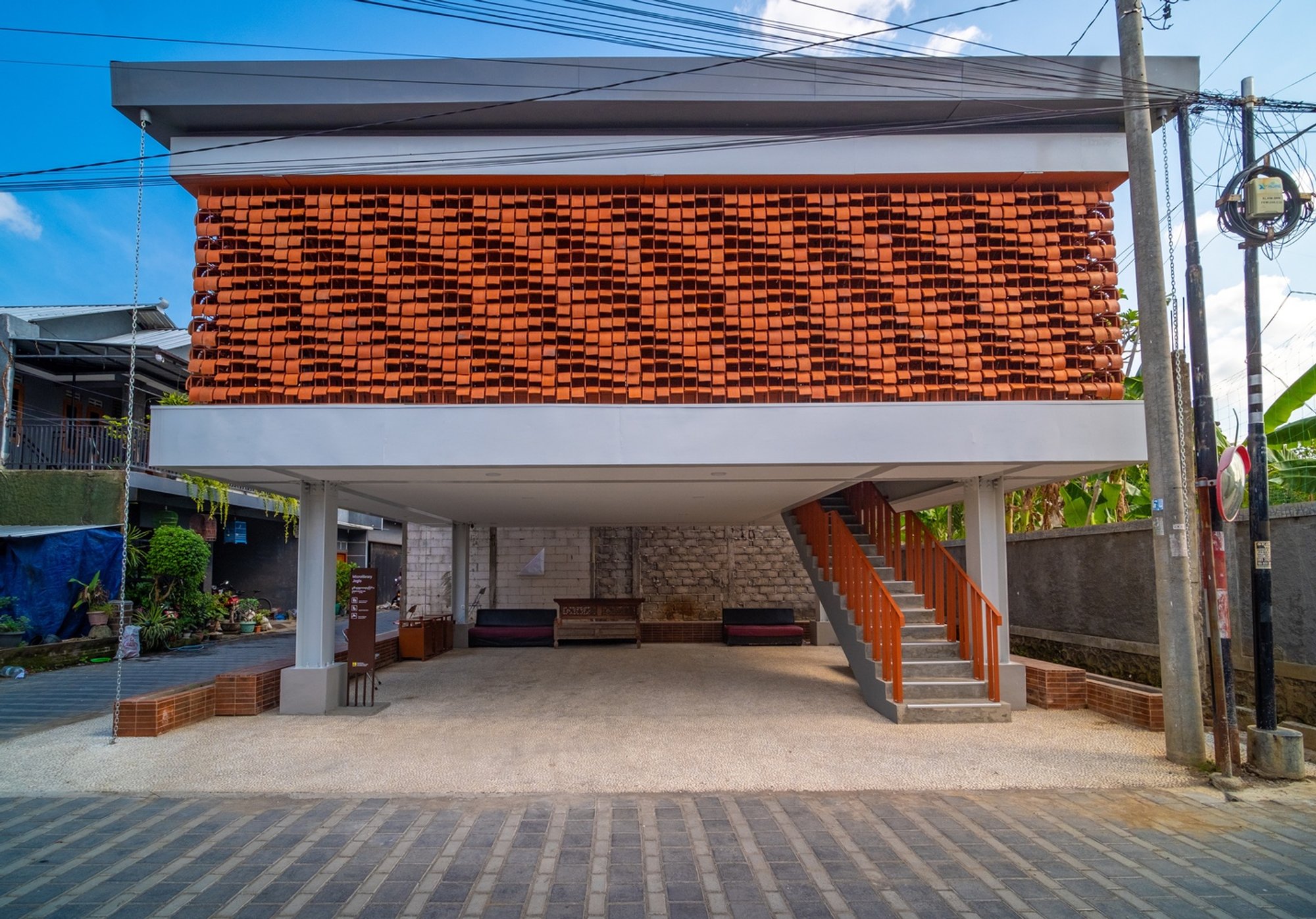 Microlibrary Pringwulung SHAU Indonesia – Revitalizing Kampung Mrican Through Community-Centered Urban Design
