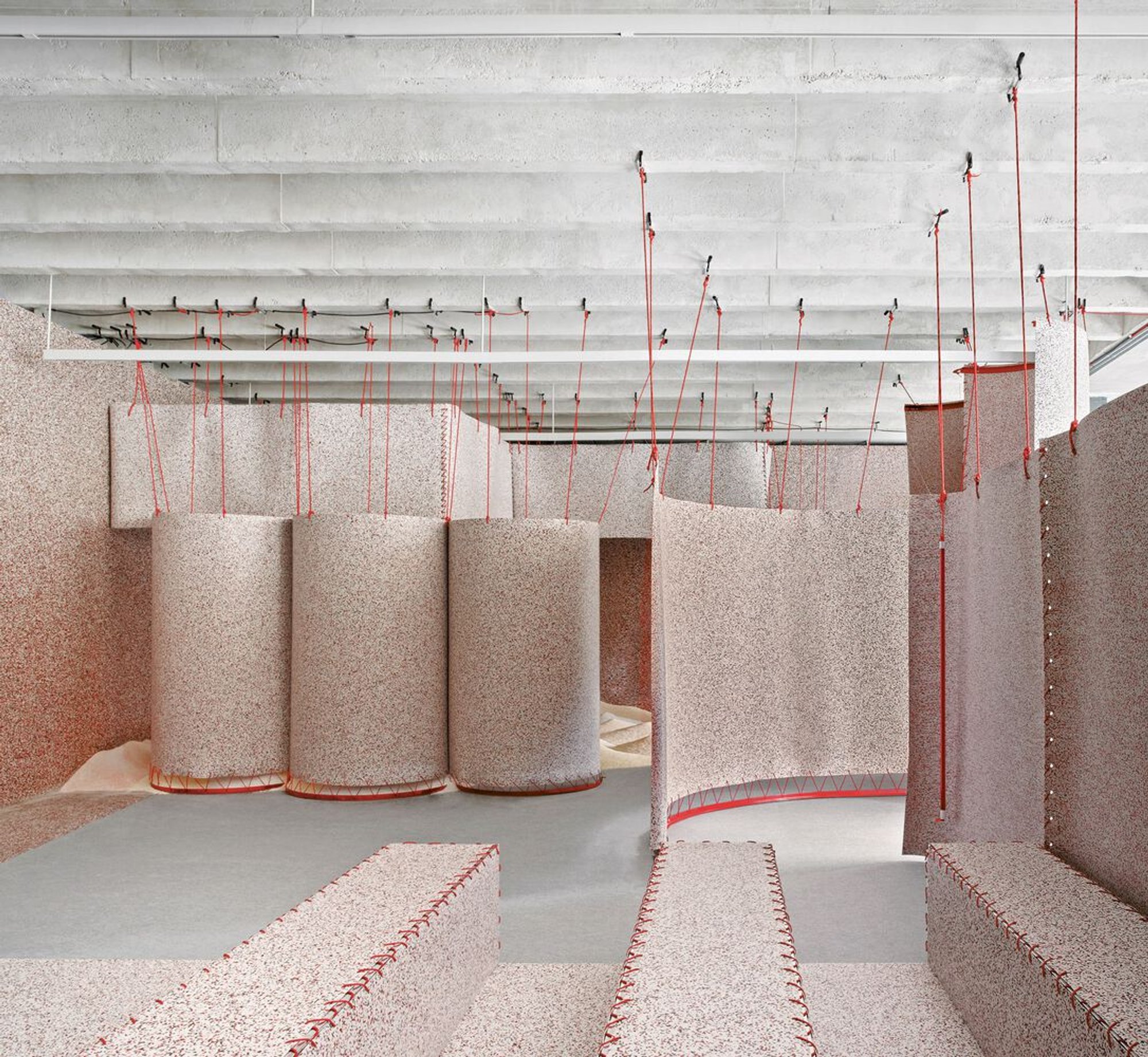 Fake Realness Installation by NULA.STUDIO + PALMA