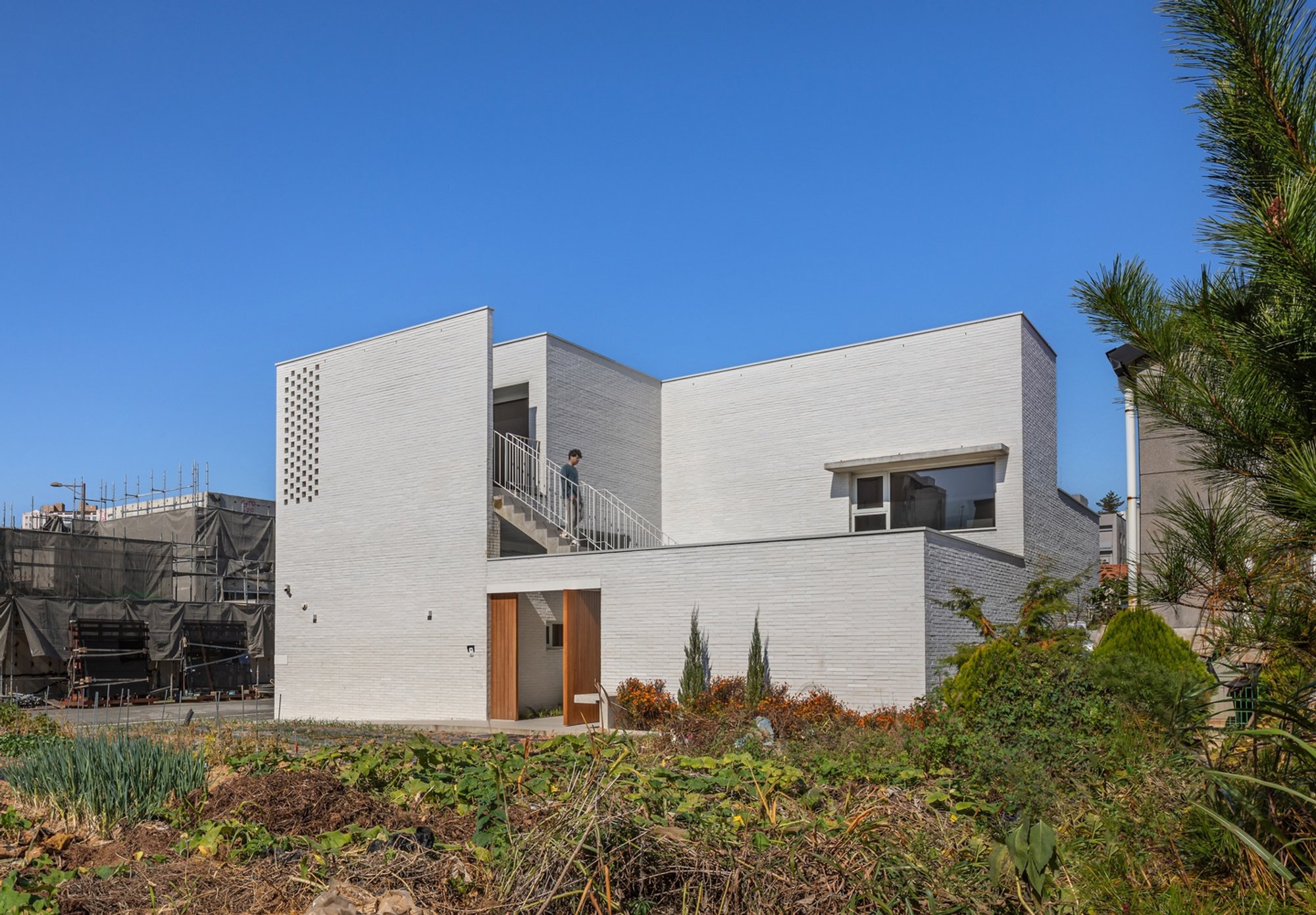 House of Boundary: Redefining Residential Living in South Korea Through Boundary-Focused Architecture