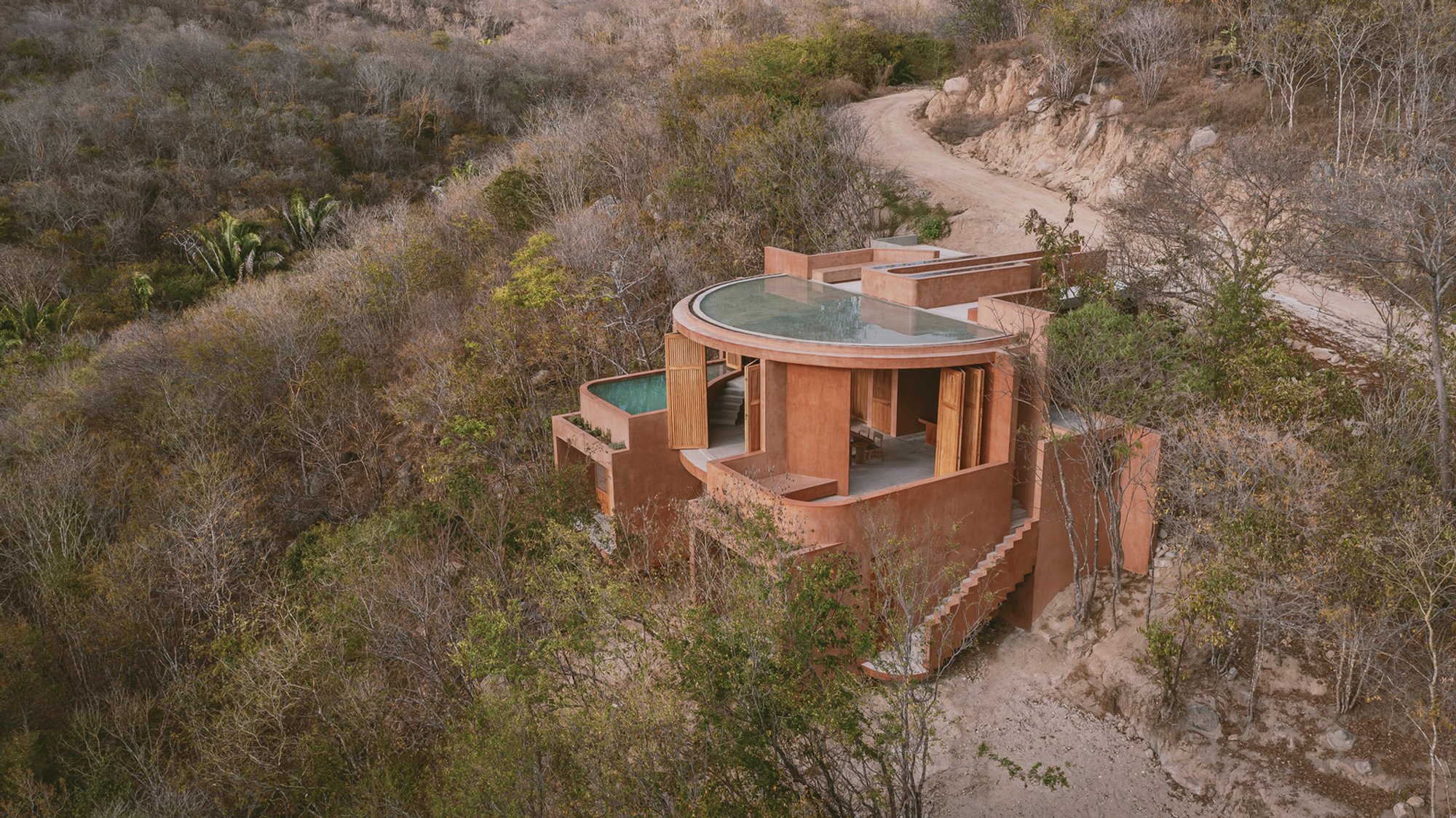 Tobi House: A Coastal House Design in Mexico Harmonizing Nature and Architecture