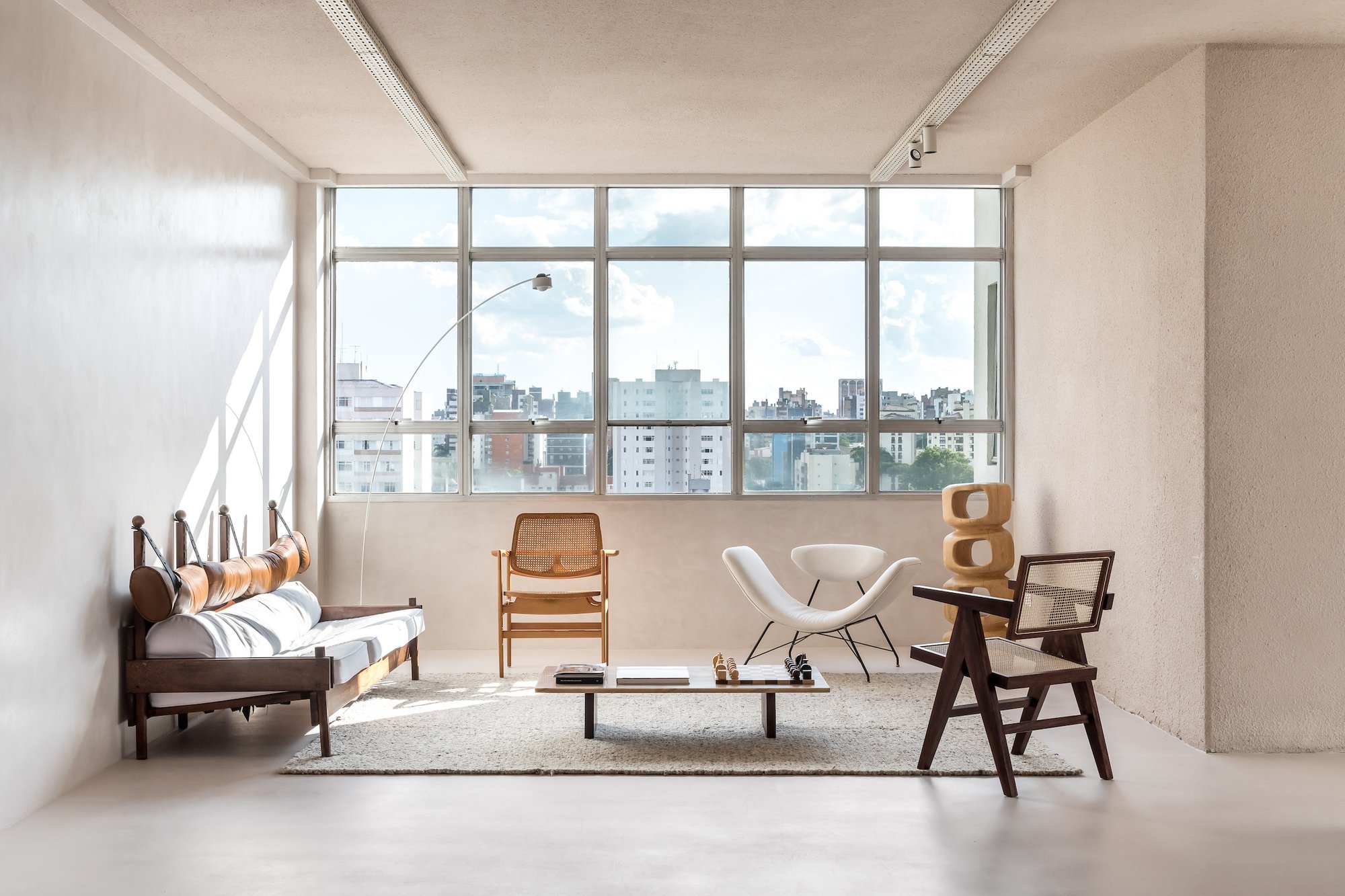 Küster Brizola Office by Küster Brizola Arquitetos: A Sculptural Workspace in the Heart of Curitiba