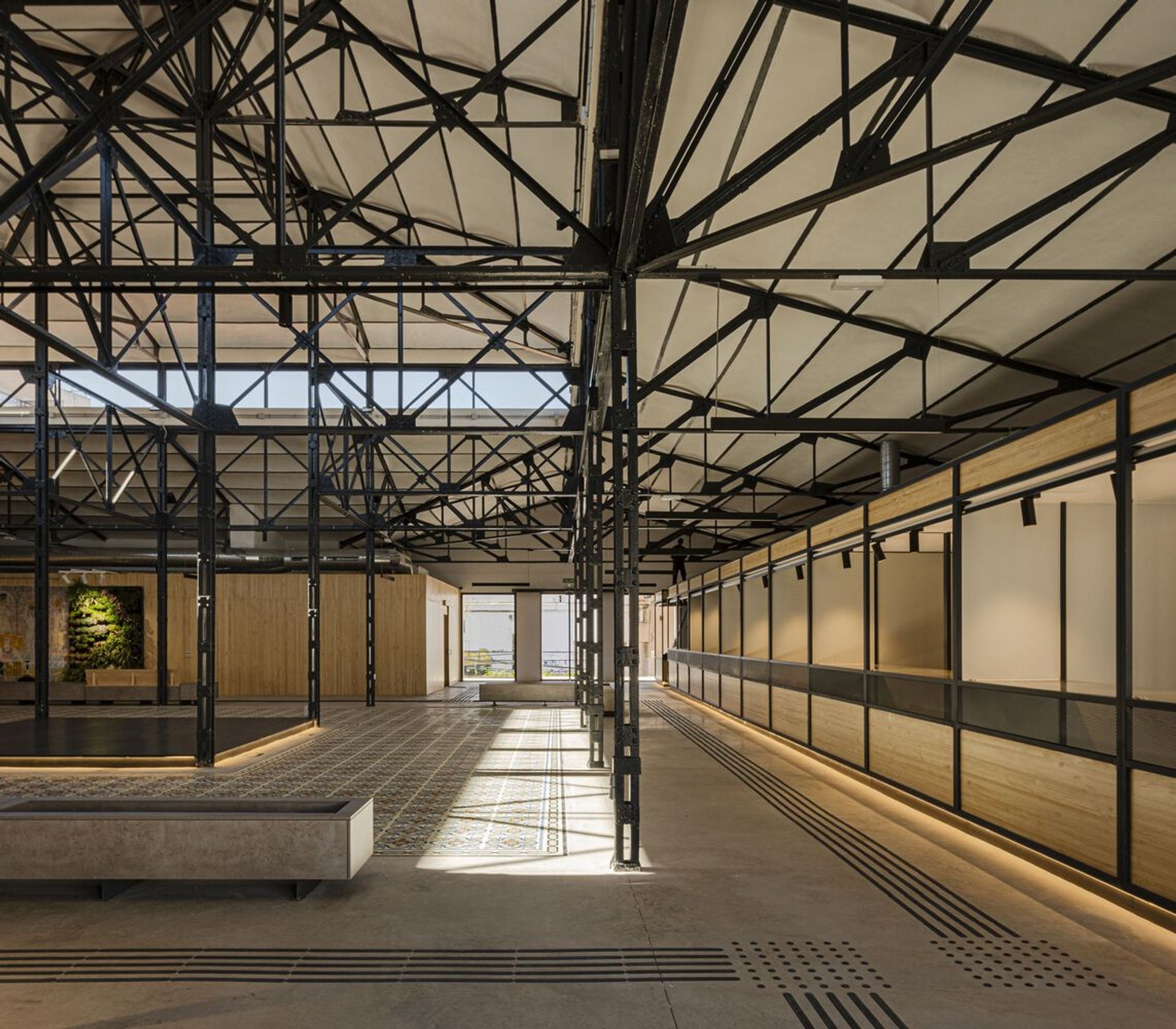 Abastos Market Renovation by Studio Metamorphosis Tomelloso, Spain