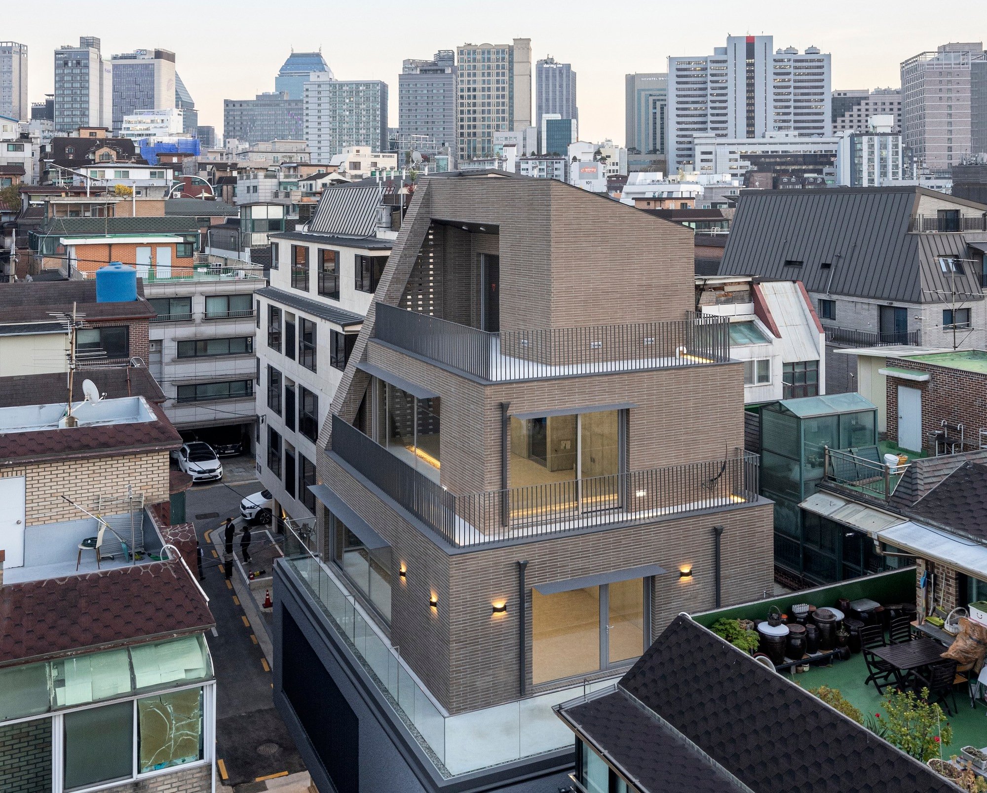 Tailwind Office Building by OOTO Architects: A Fresh Wind for Urban Startups in Seoul