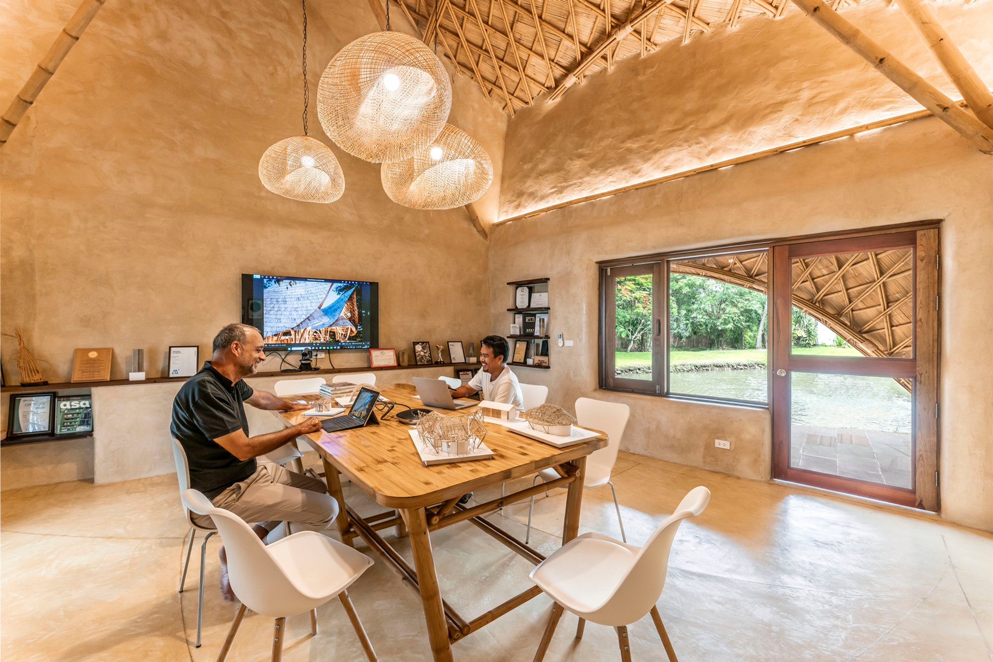 Architect Office at the Water's Edge: A Showcase of Sustainable Bamboo Architecture by Chiangmai Life Architects