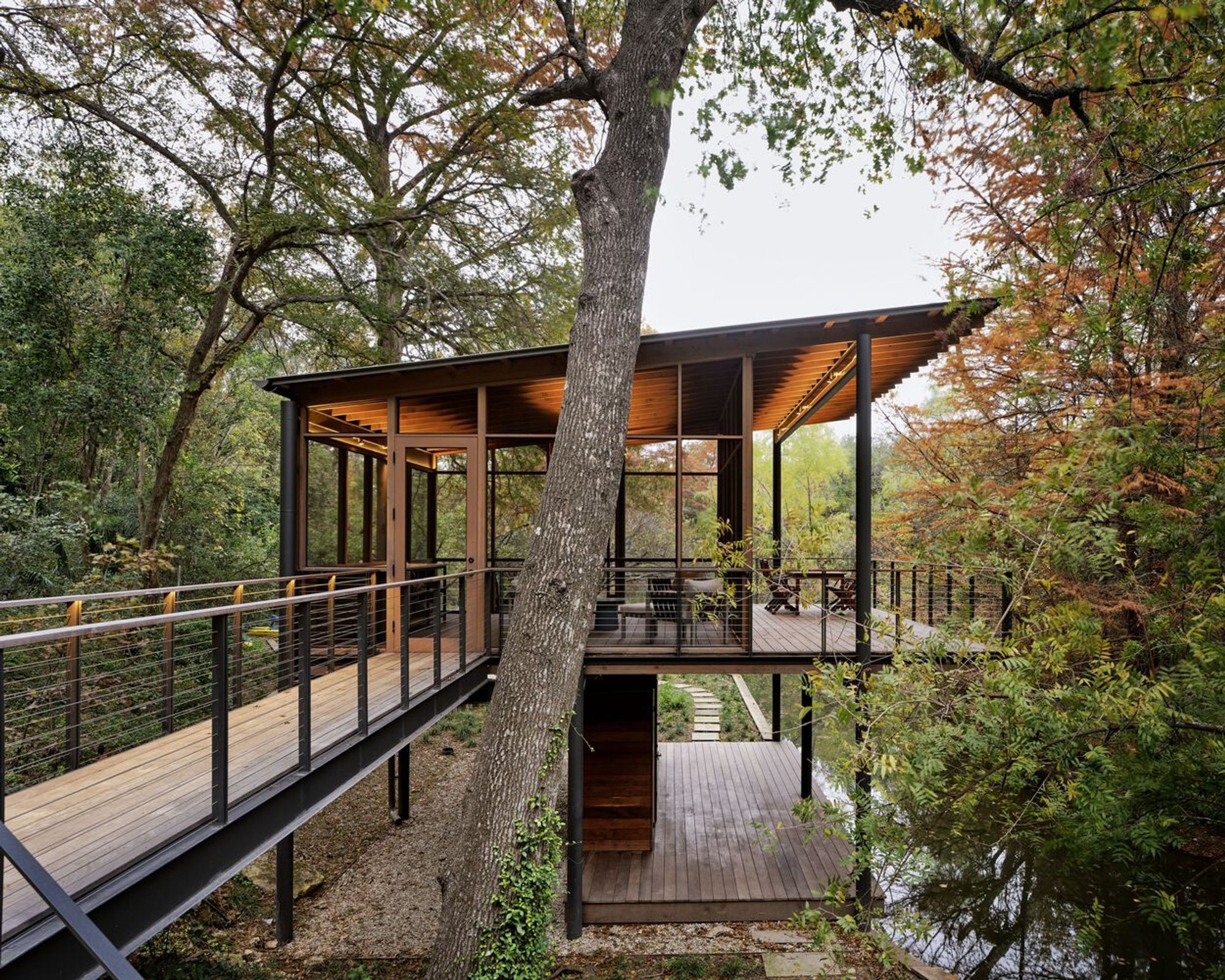 Roost Platform: A Masterpiece of Elevated Waterfront Architecture by Furman + Keil Architects