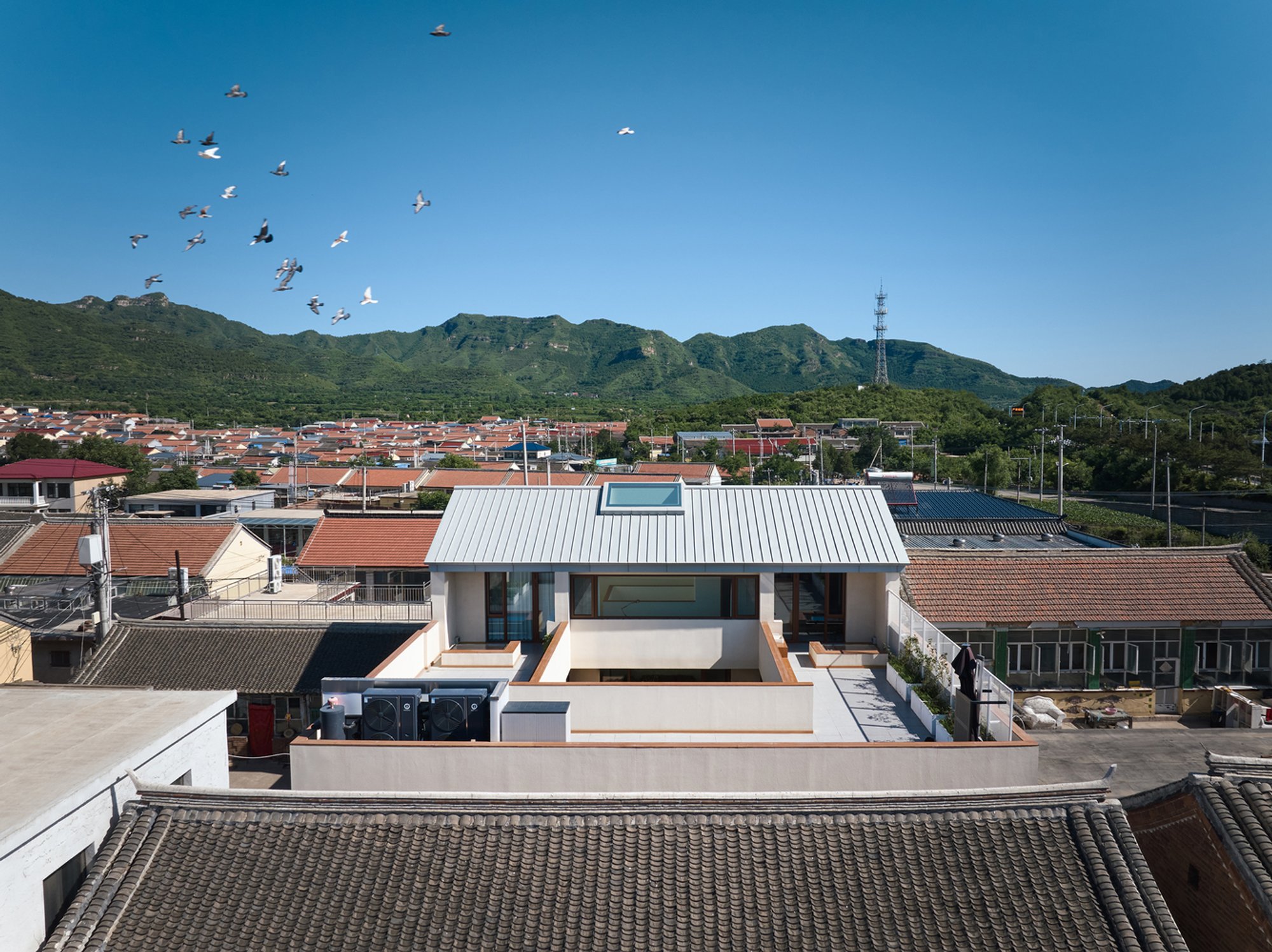 Modern Courtyard House Design: Chill House by STEPS Architecture in Beijing