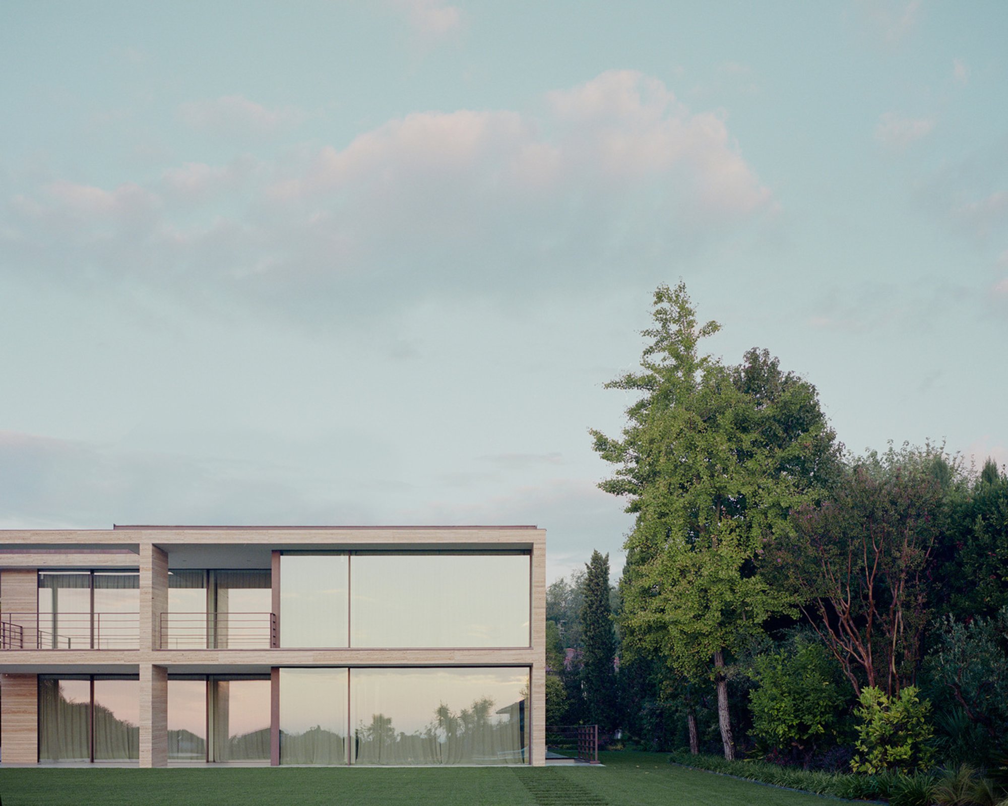 GZ House: Lake Garda Modern House Architecture by aa-ls luigi serboli architetti