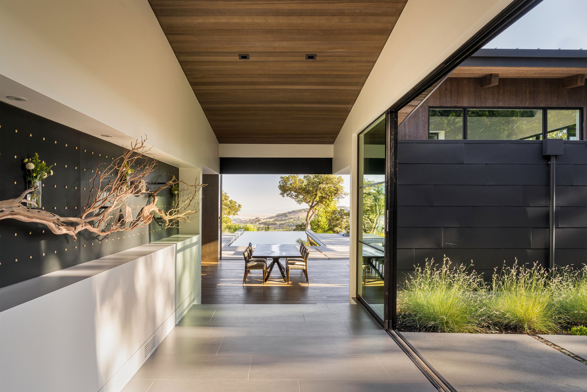 Sonoma Modern Hillside House by Holder Parlette: Architecture Rooted in Landscape and Light