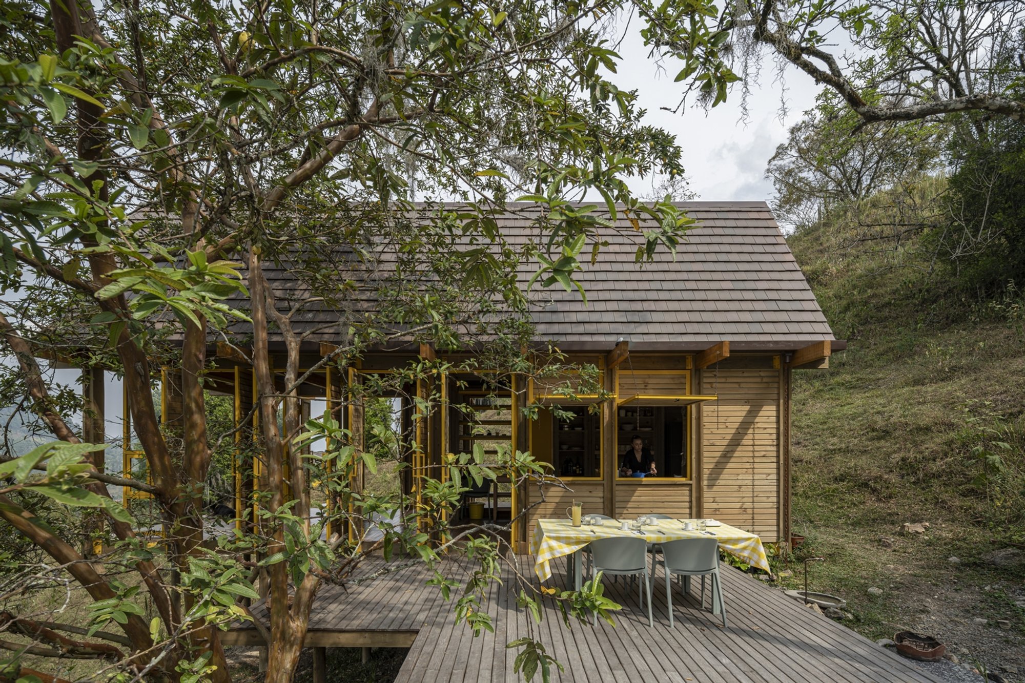 Lamarilla Reforestation House: A Pioneering Reforestation House Architecture in Colombia