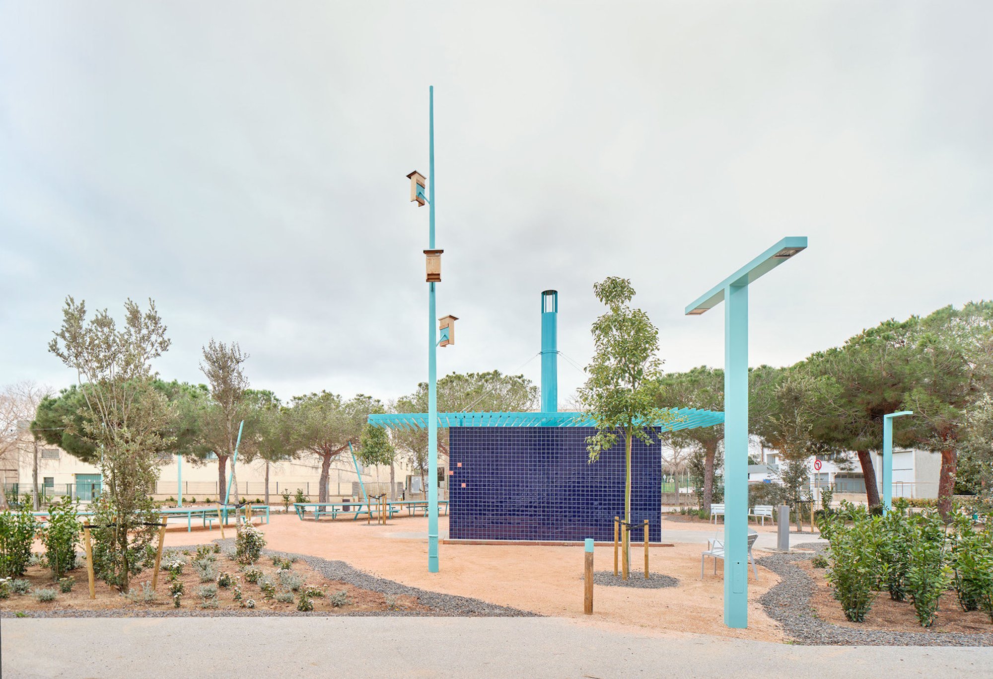 The Communal Barbecue: A Public Barbecue Plaza Architecture Reviving Community Spirit in Costa Brava
