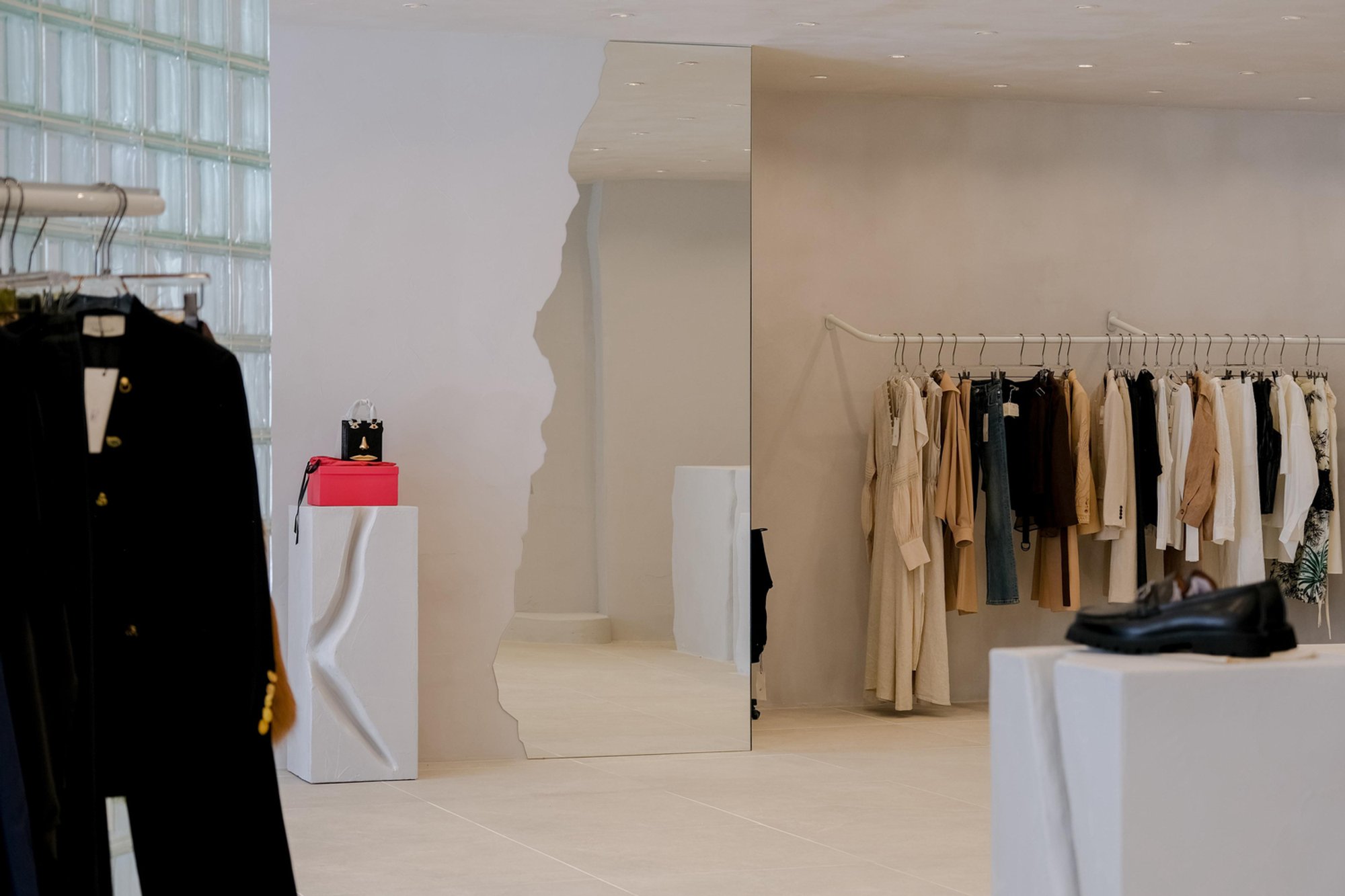 Erosion Buzë Mustaqe Showroom by PHI+ Architects: A Bold Statement in Conceptual Retail Architecture